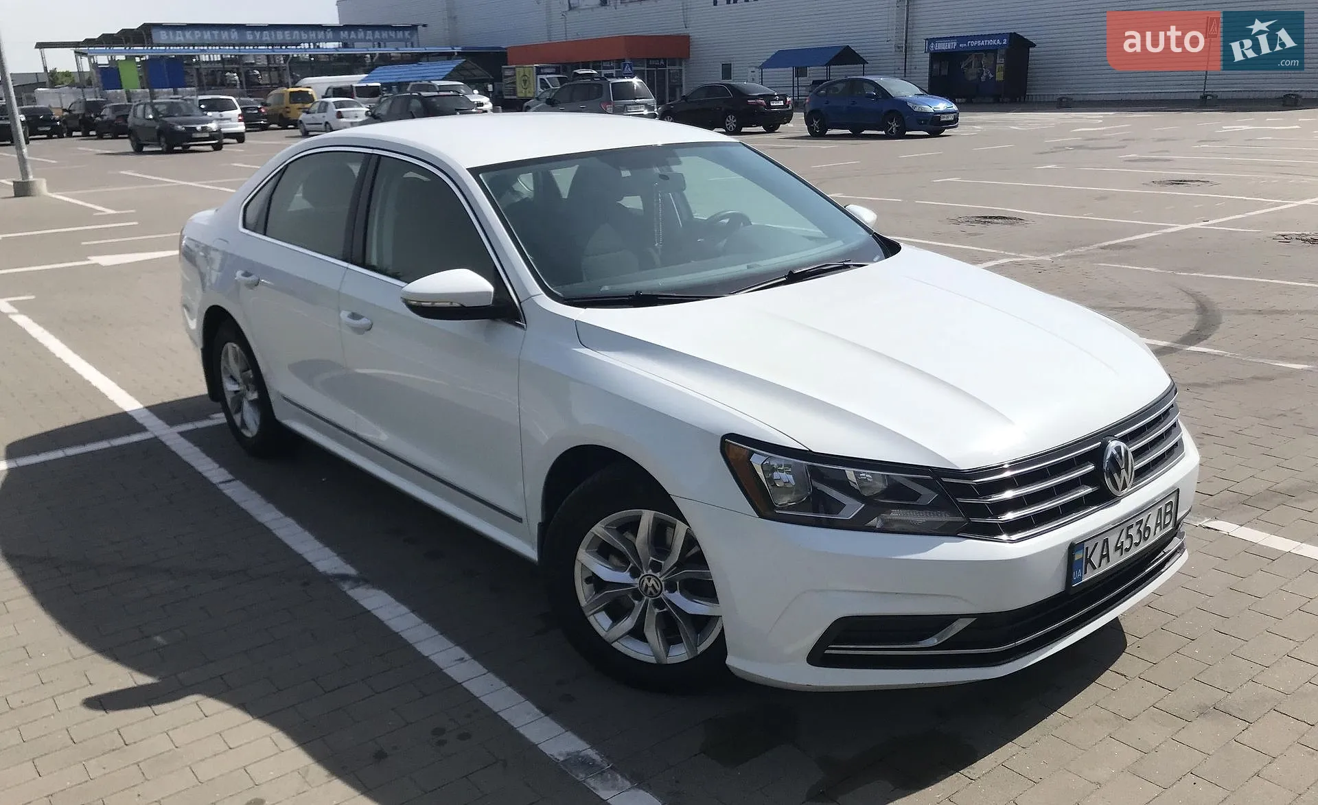 2017 Volkswagen Passat - фото 1
