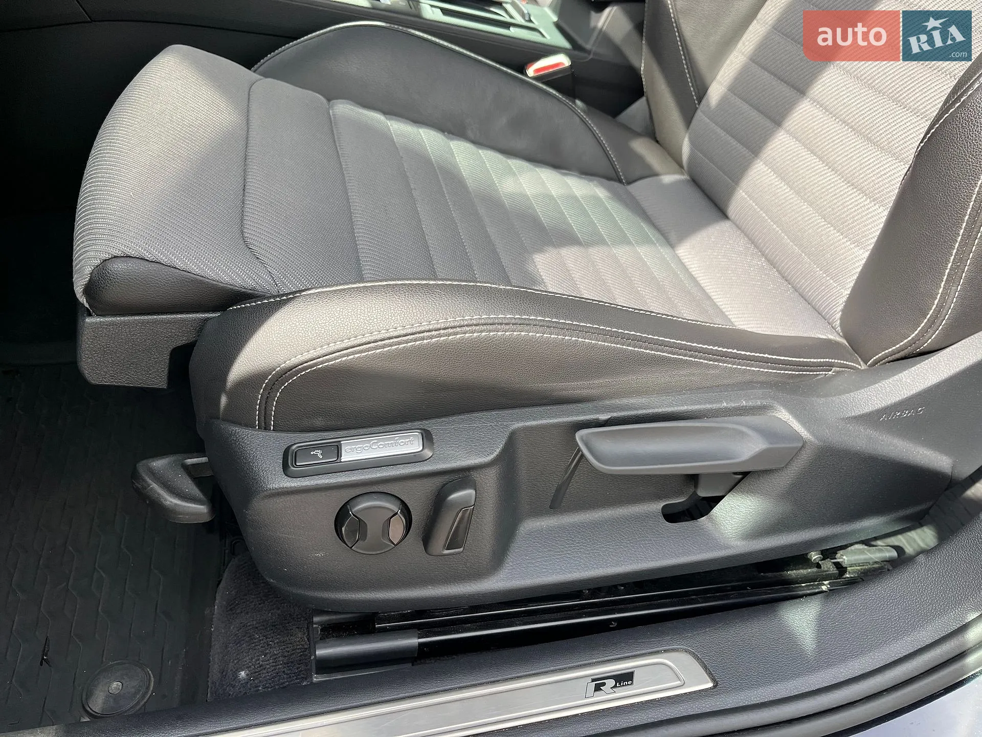 2018 Volkswagen Passat - мініатюра 18