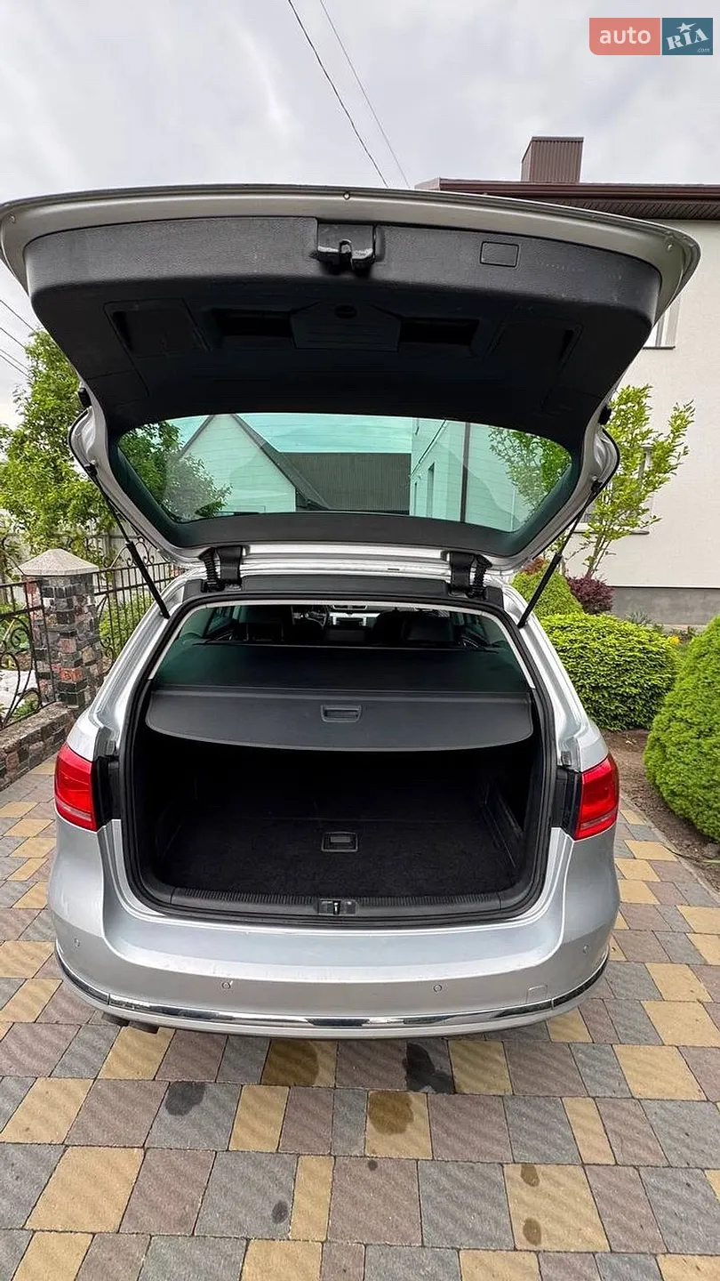 2011 Volkswagen Passat - мініатюра 20