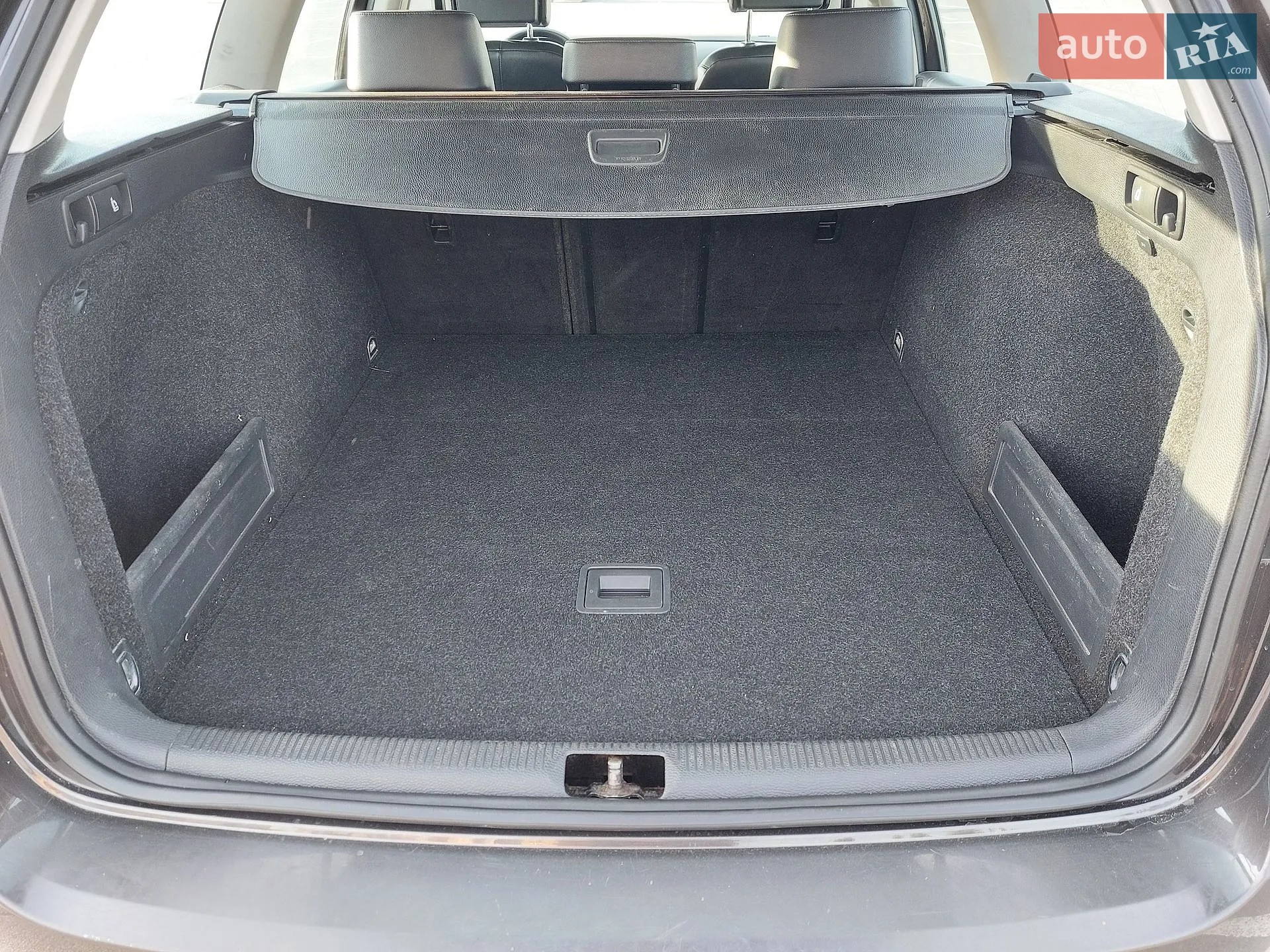 2011 Volkswagen Passat - мініатюра 114