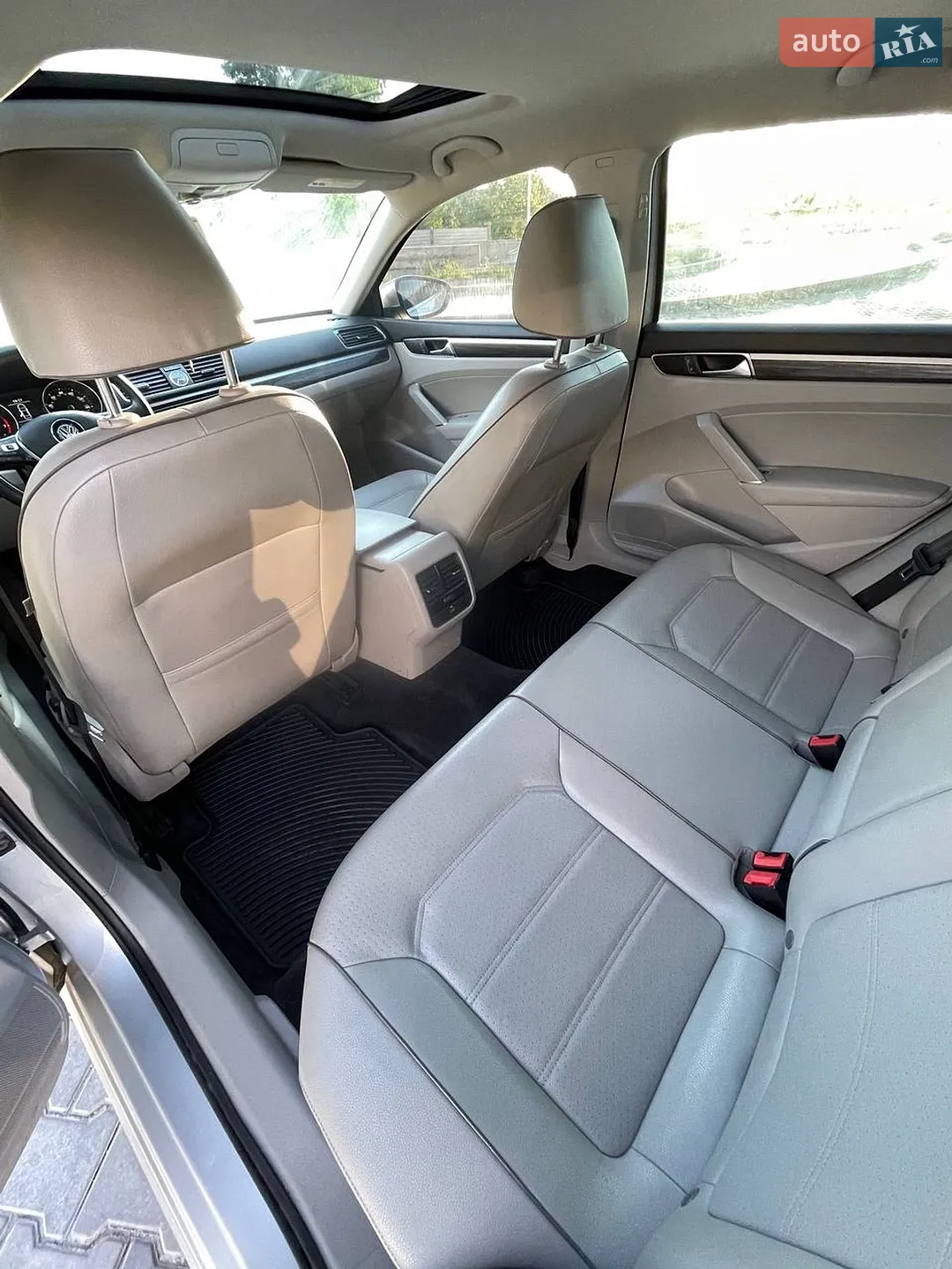 2016 Volkswagen Passat - мініатюра 9
