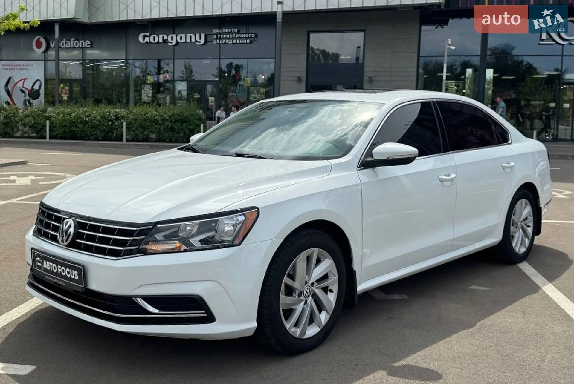 2018 Volkswagen Passat - мініатюра 4