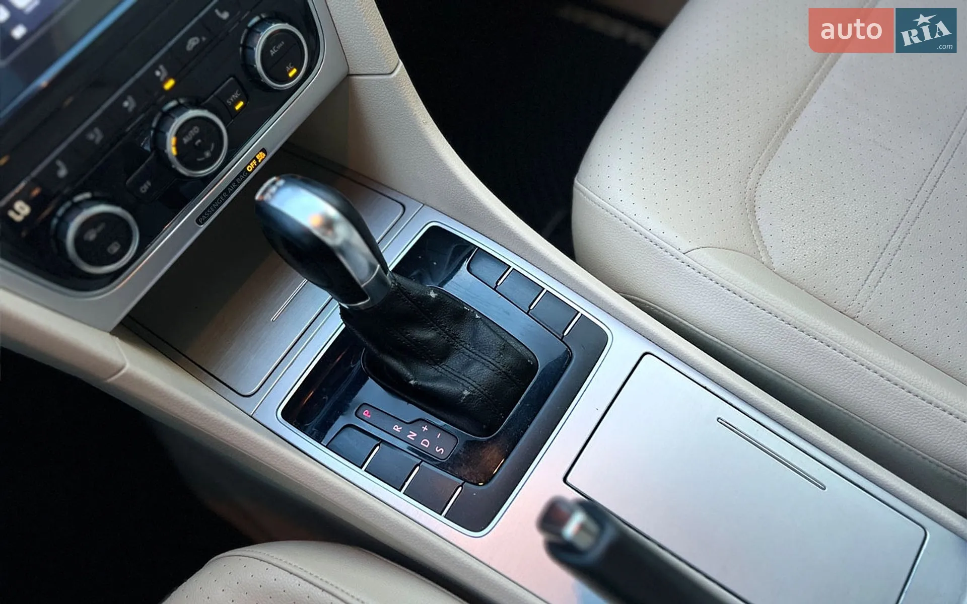 2012 Volkswagen Passat - мініатюра 17