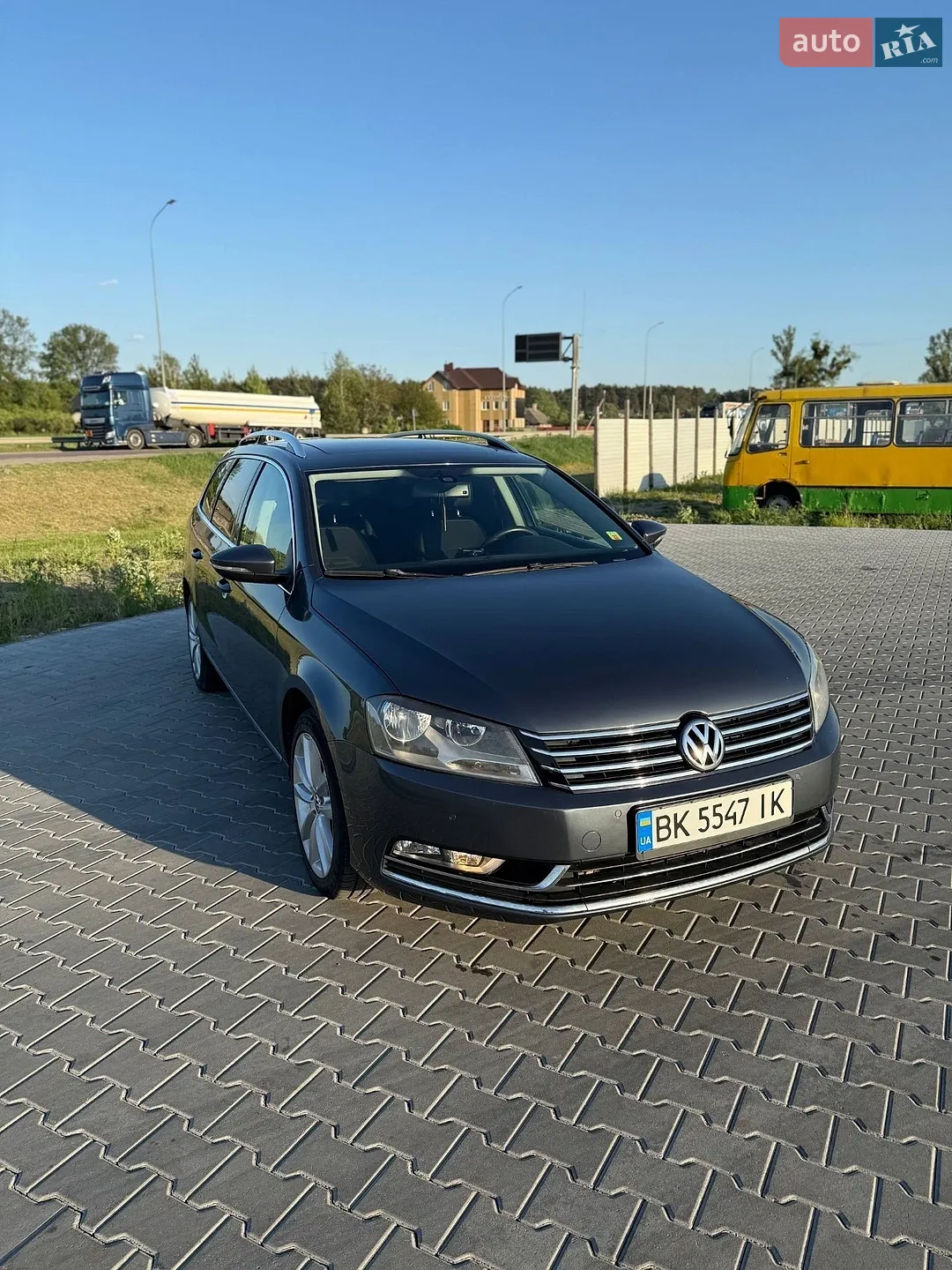 2012 Volkswagen Passat - мініатюра 2