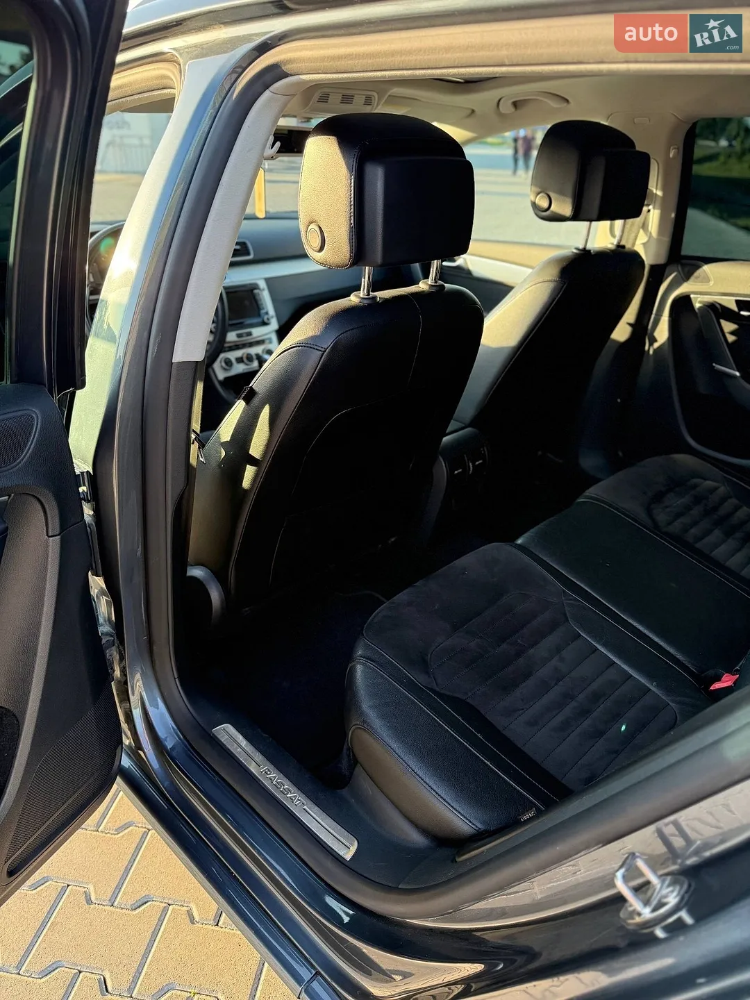 2012 Volkswagen Passat - мініатюра 3