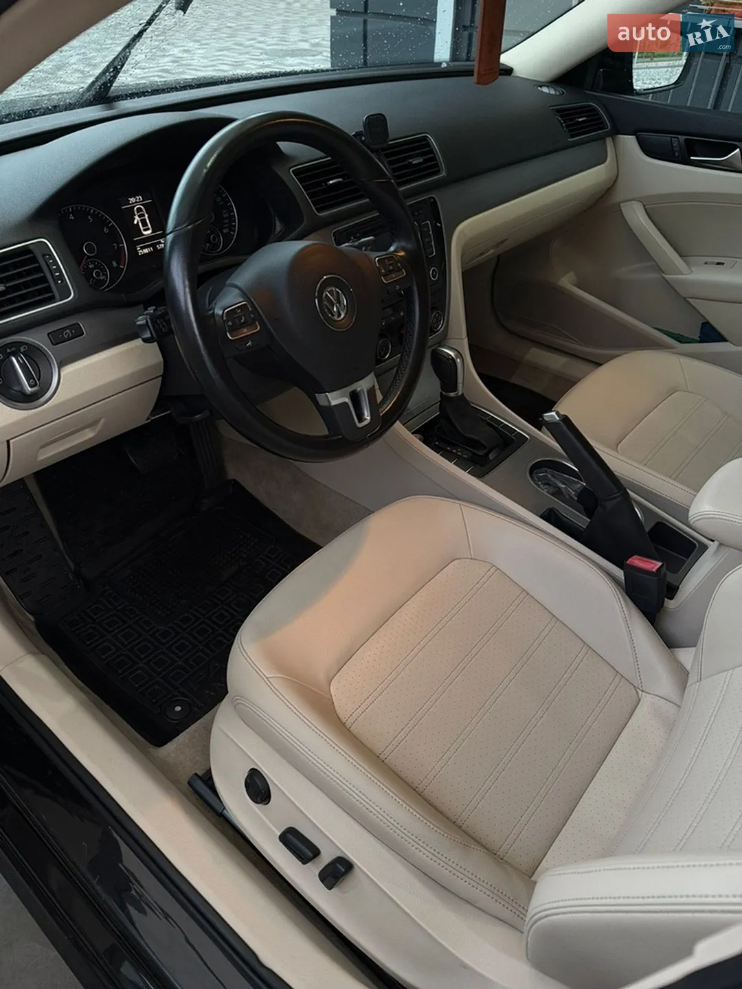 2014 Volkswagen Passat - мініатюра 16