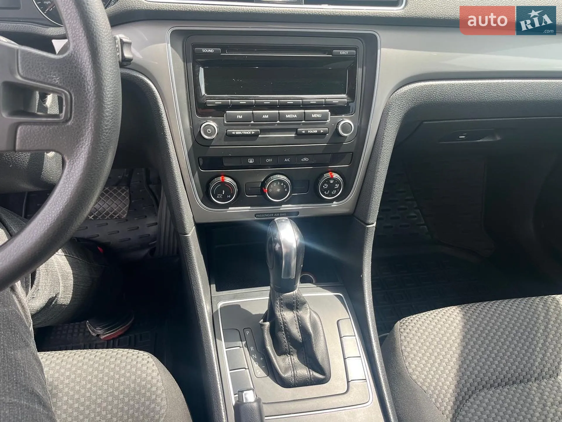 2013 Volkswagen Passat - мініатюра 13