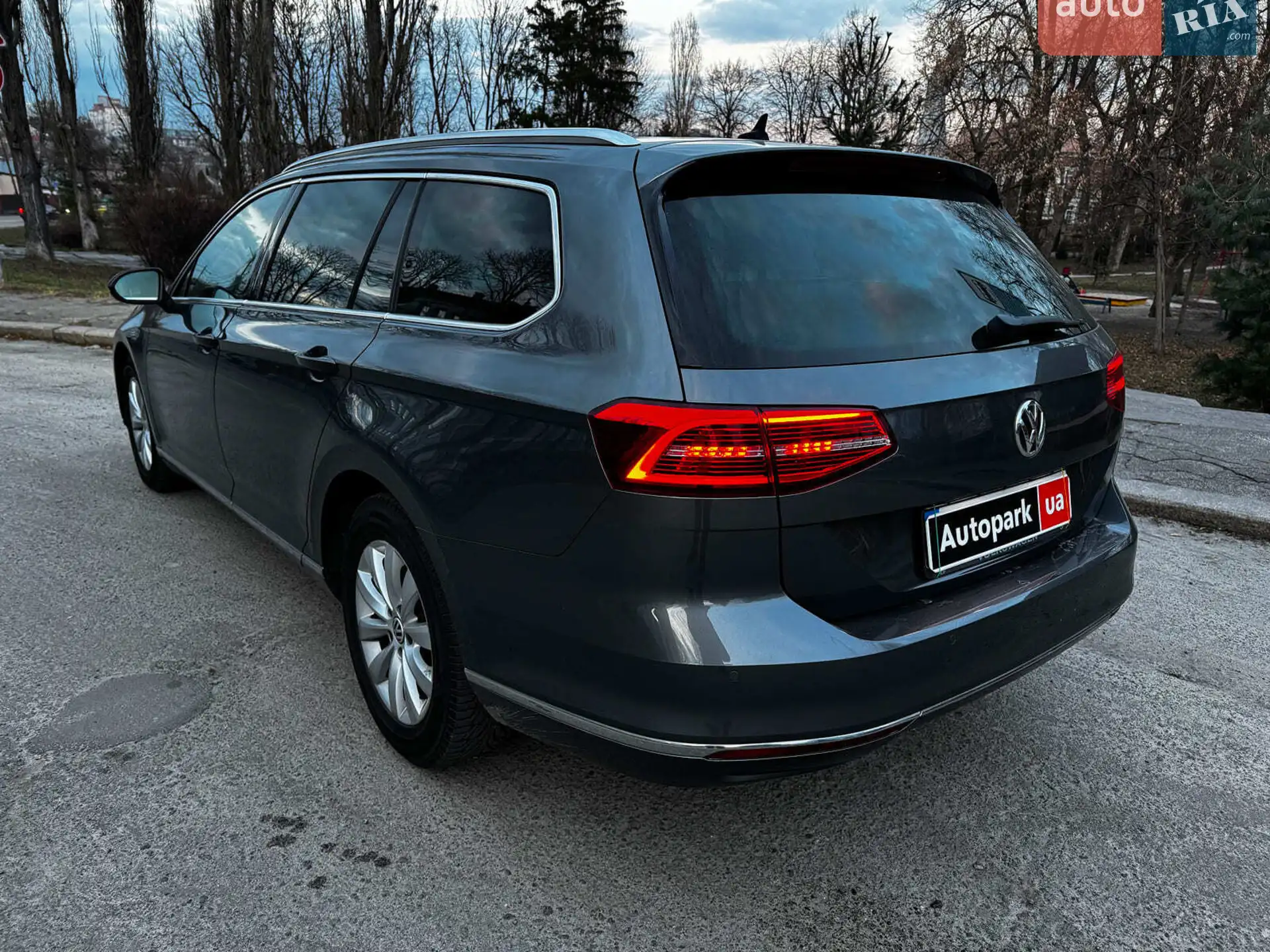 2015 Volkswagen Passat - мініатюра 9