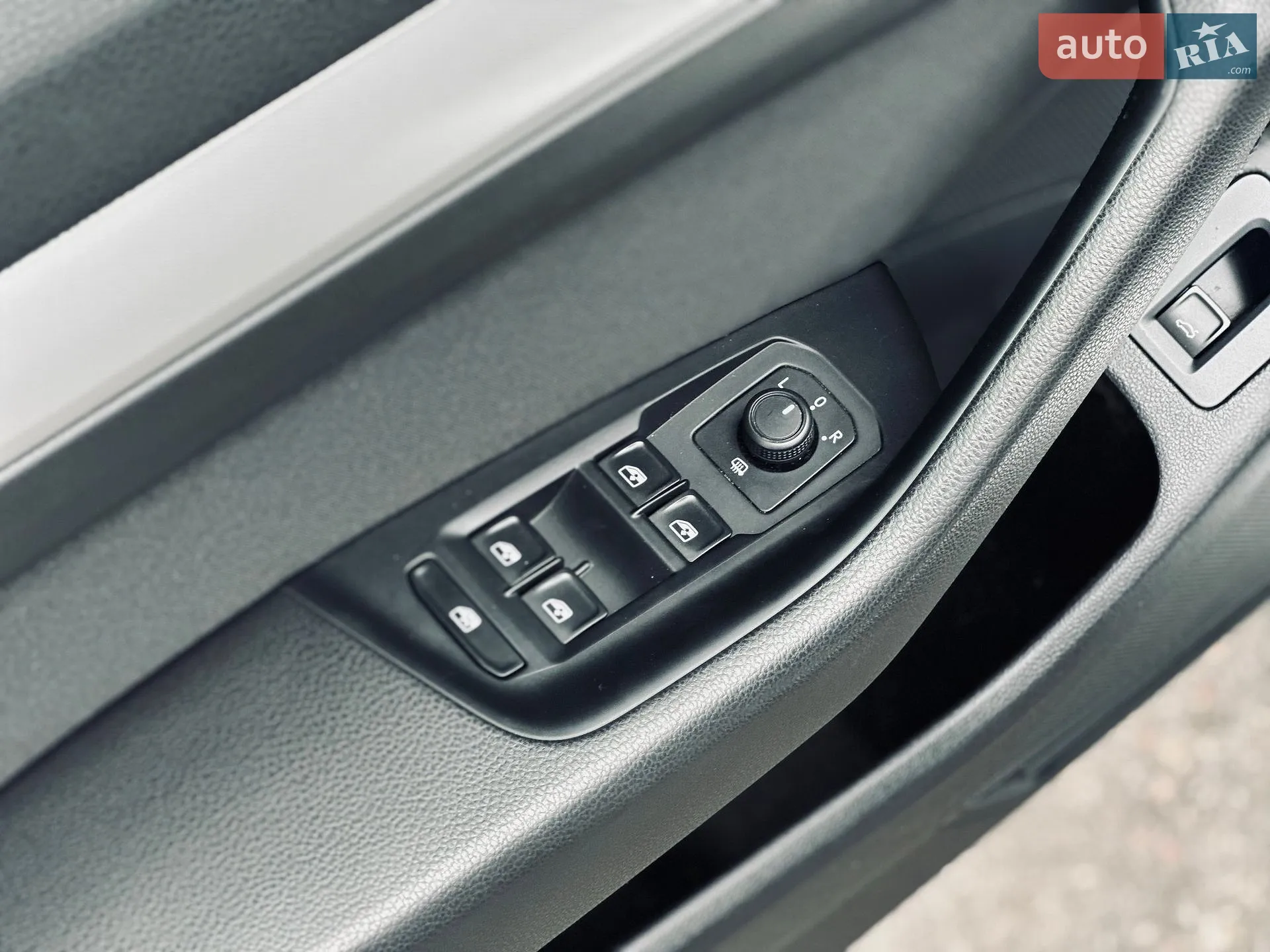 2018 Volkswagen Passat - мініатюра 19