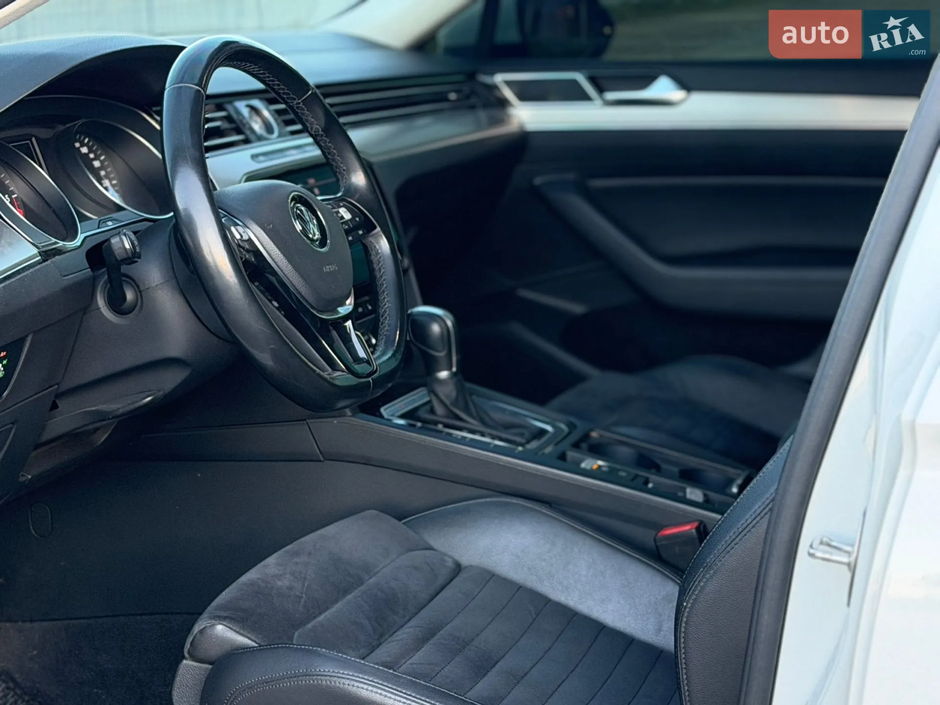 2018 Volkswagen Passat - мініатюра 24