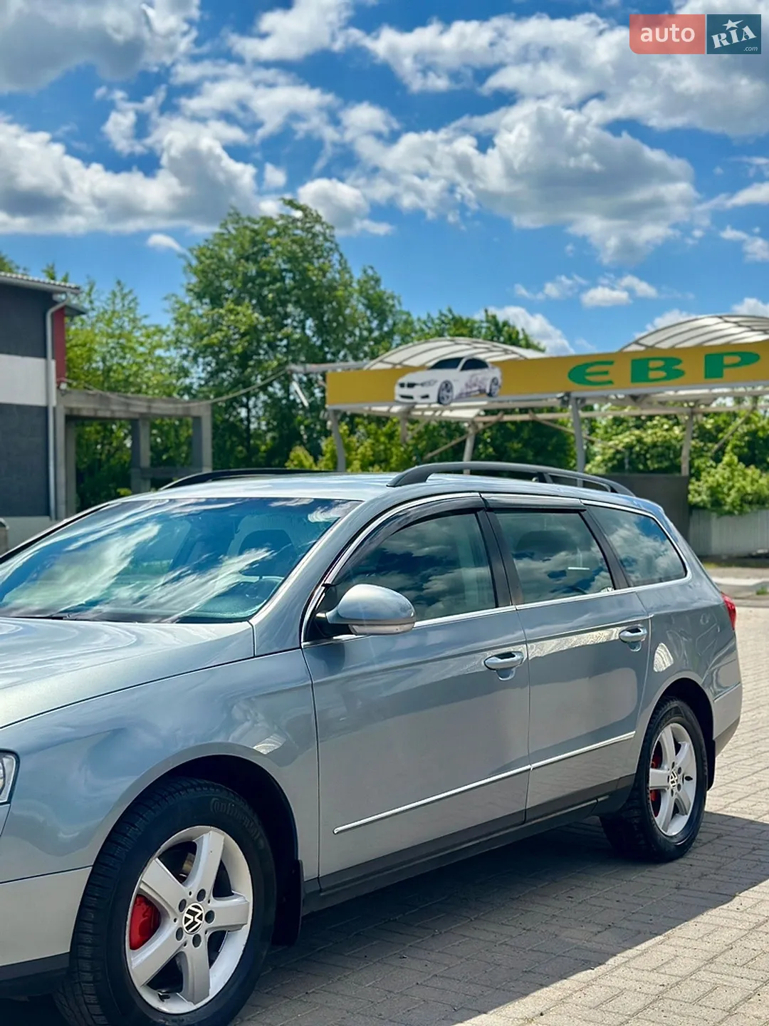 2010 Volkswagen Passat - мініатюра 4