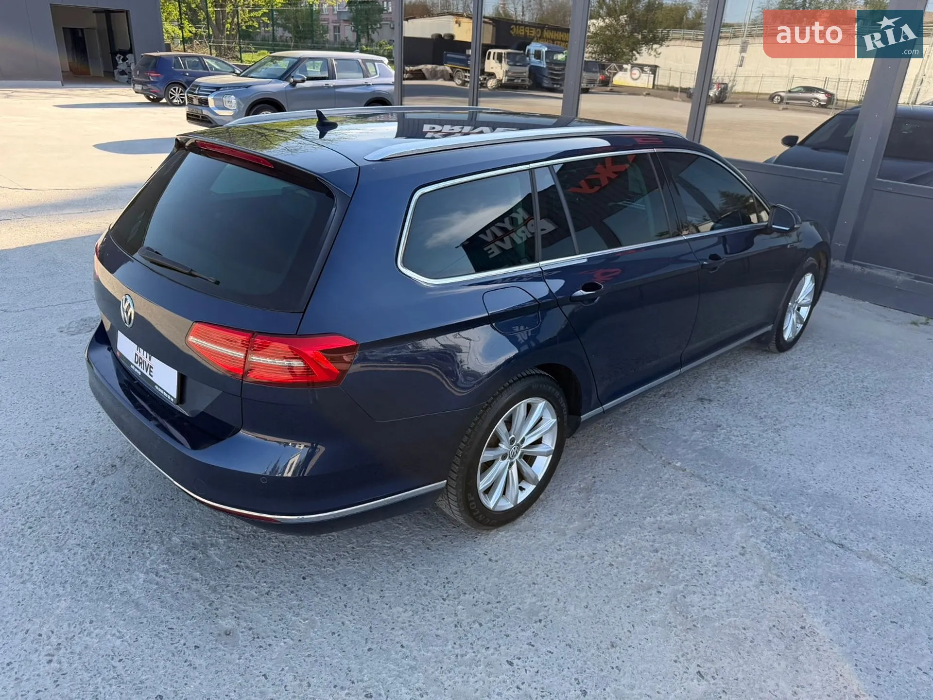 2015 Volkswagen Passat - мініатюра 16