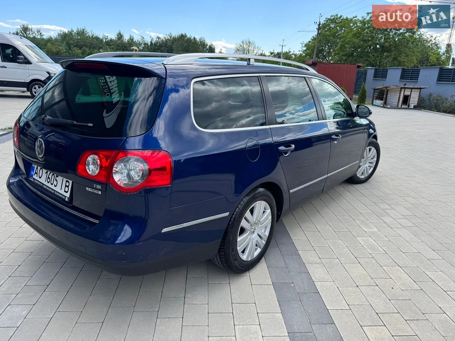 2010 Volkswagen Passat - мініатюра 4