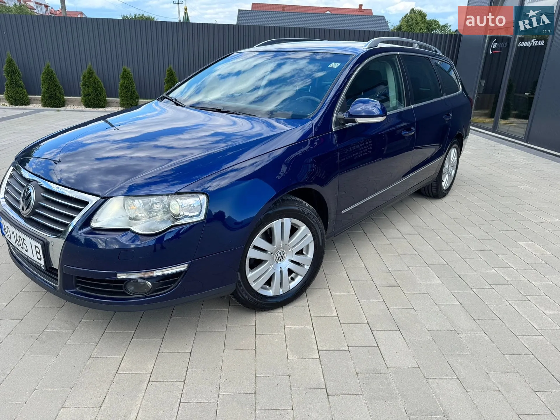 2010 Volkswagen Passat - мініатюра 6