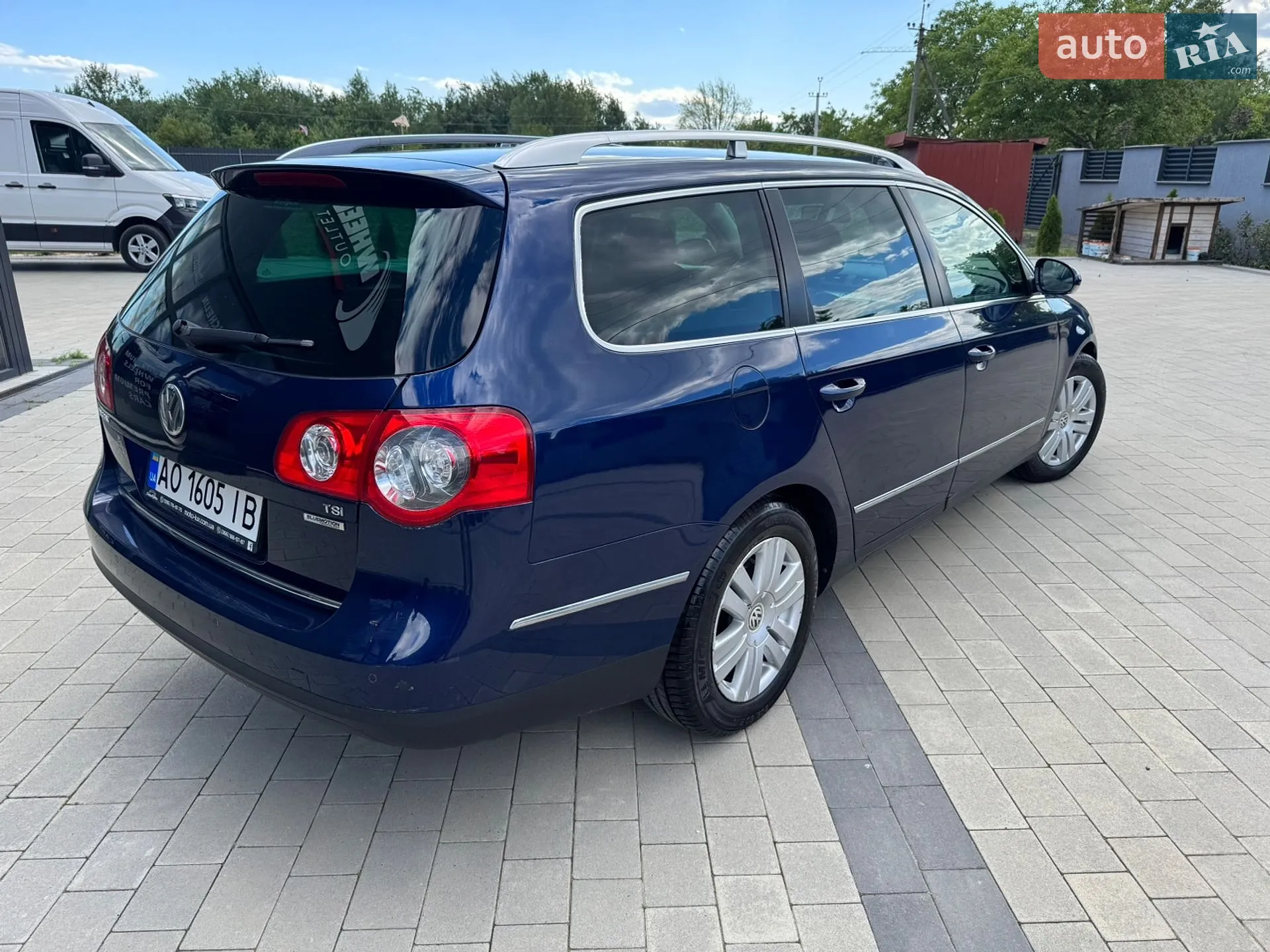 2010 Volkswagen Passat - мініатюра 11