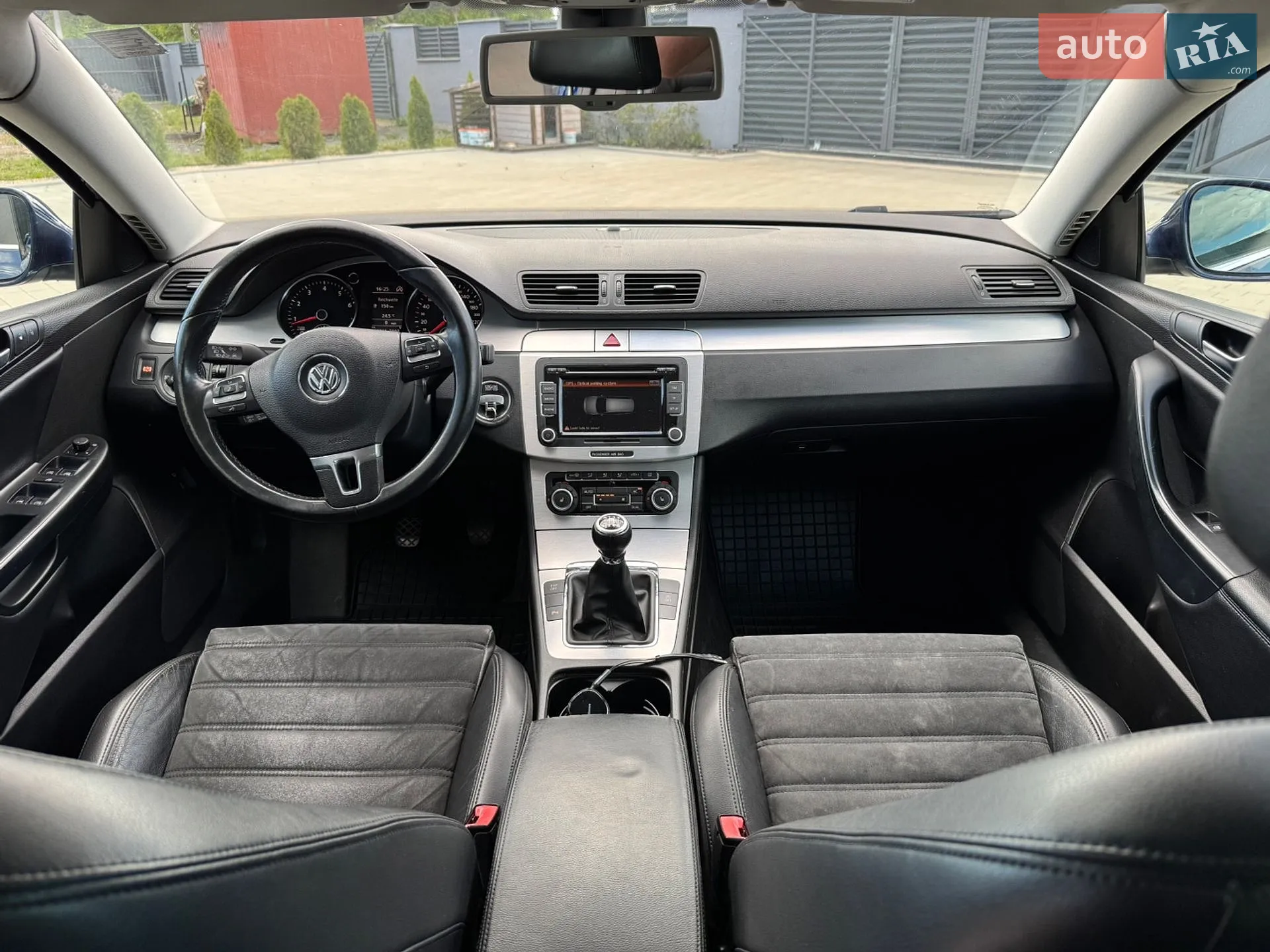 2010 Volkswagen Passat - мініатюра 17