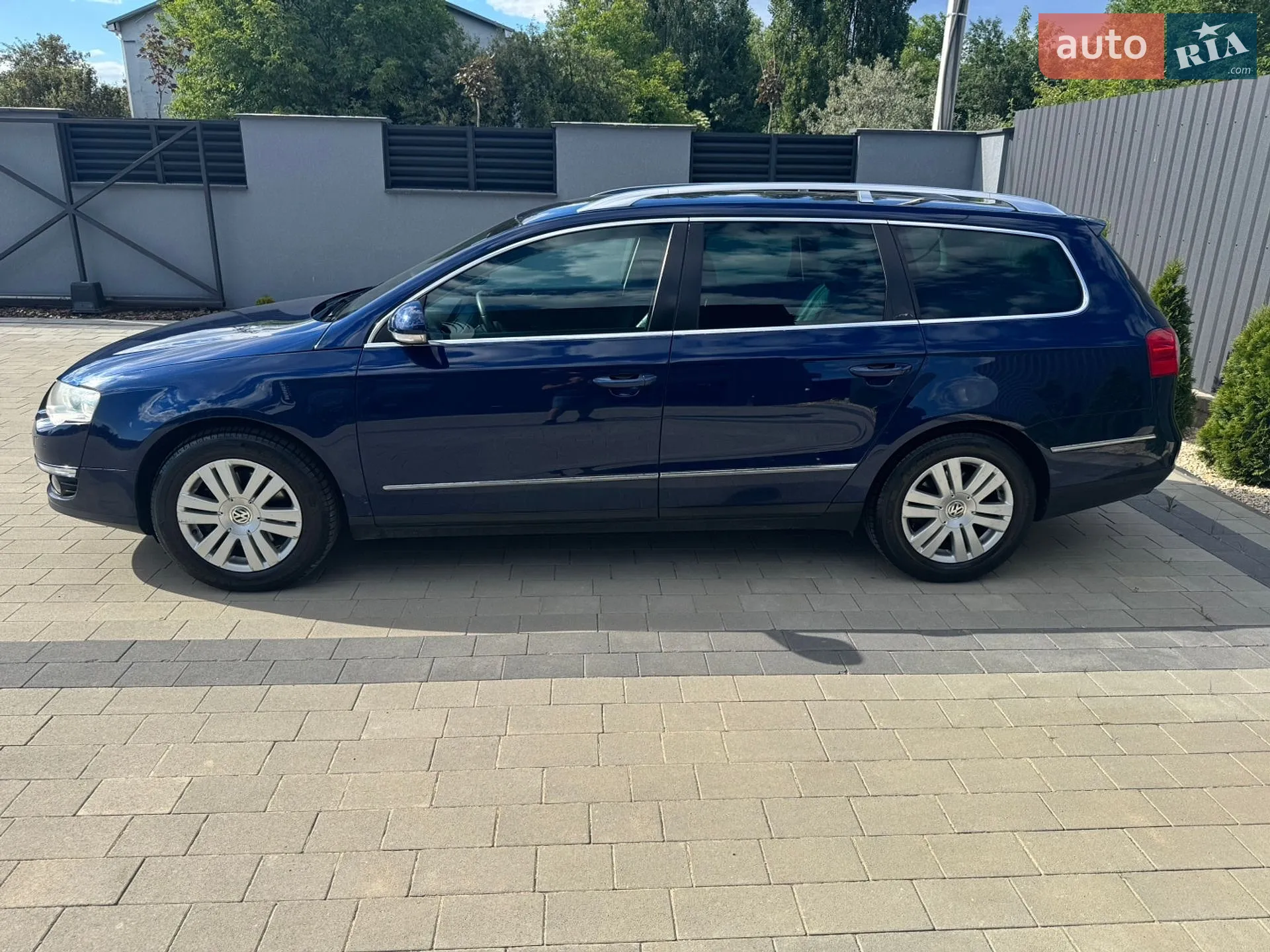 2010 Volkswagen Passat - мініатюра 20