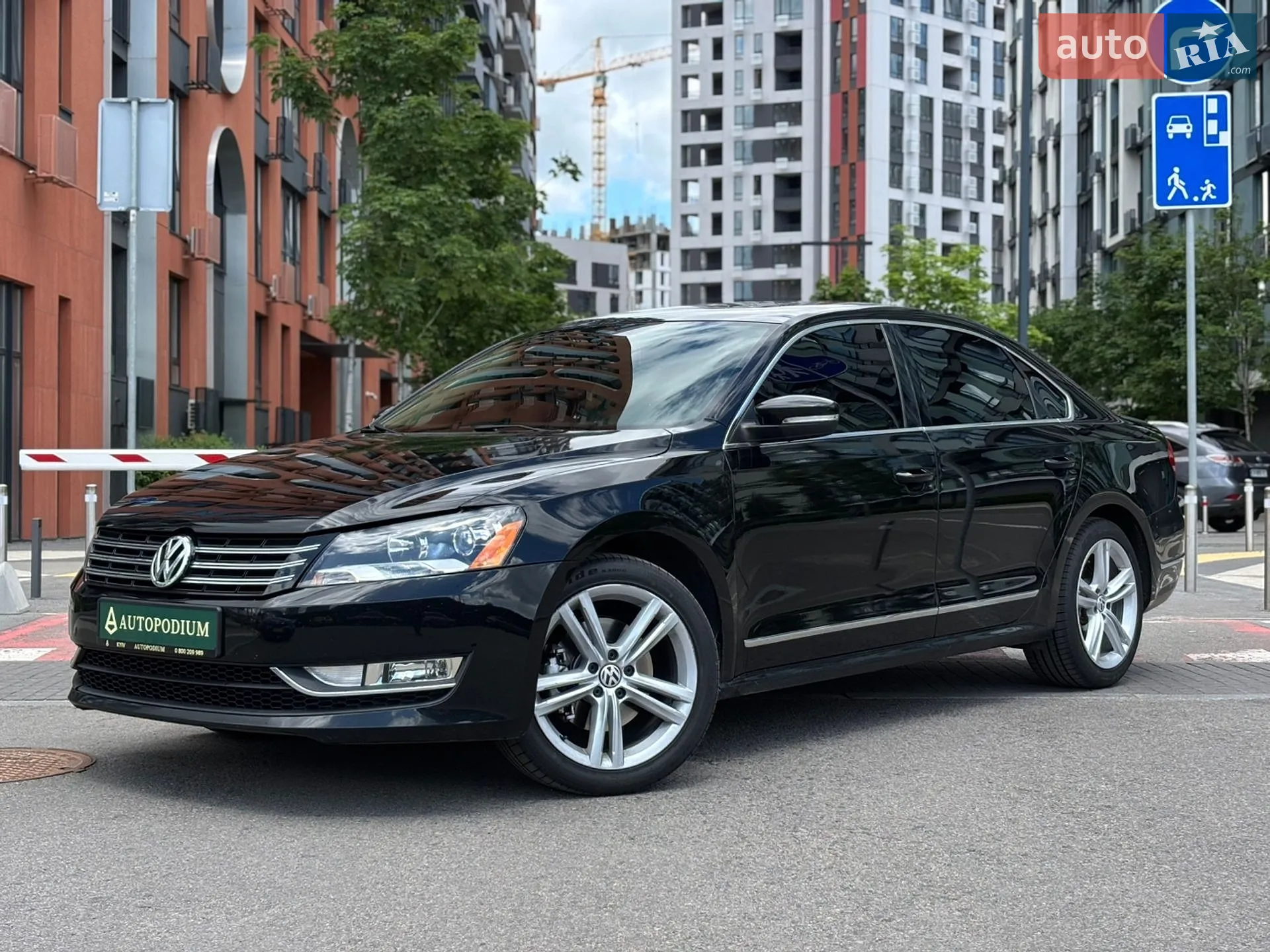 2013 Volkswagen Passat - мініатюра 2