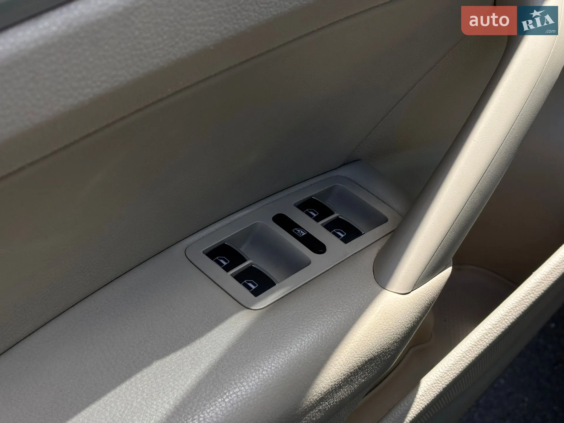 2013 Volkswagen Passat - мініатюра 28