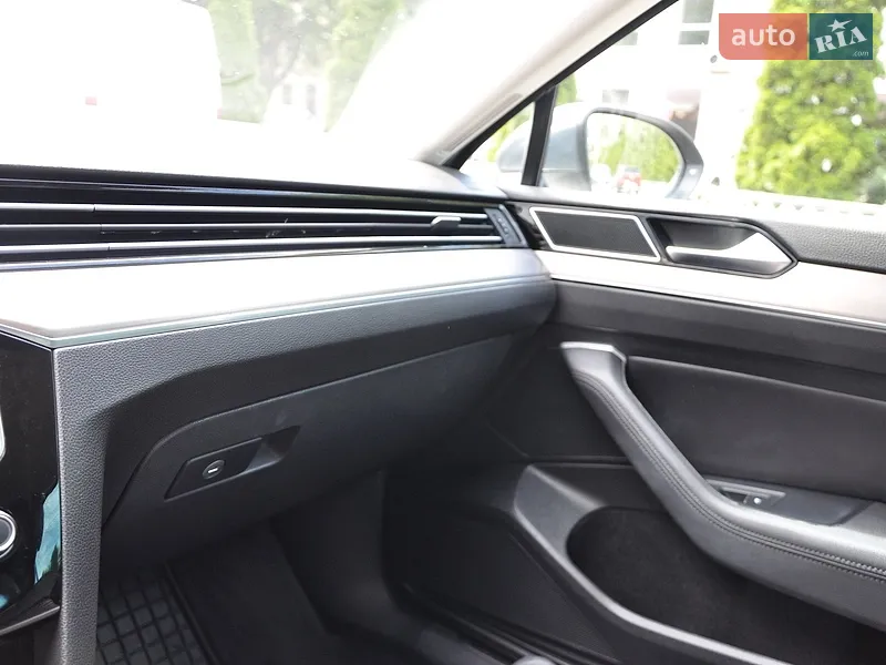 Volkswagen Passat 2016 VIN WVWZZZ3CZHE022795 фото оголошення 44 з 84