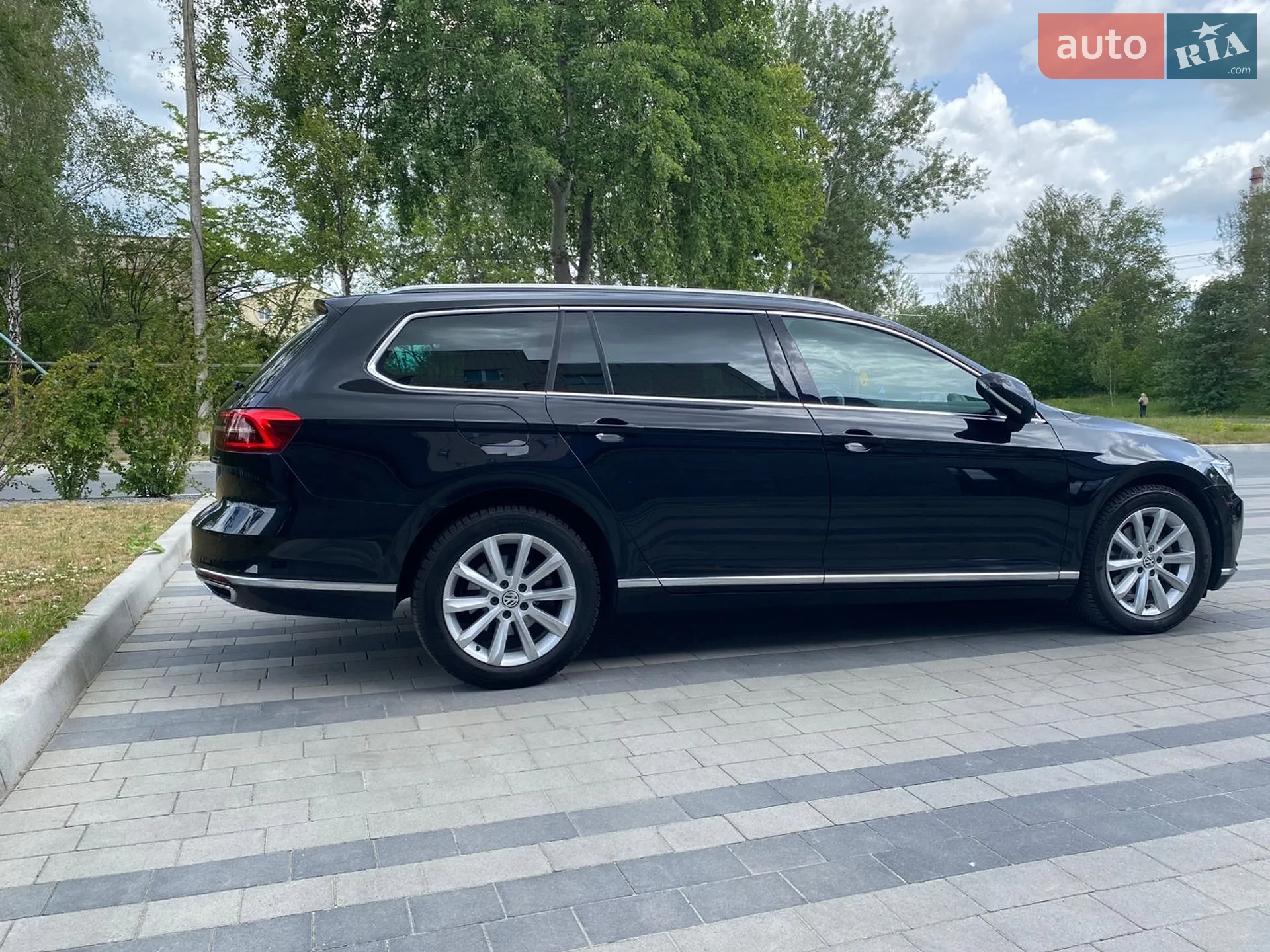 2019 Volkswagen Passat - мініатюра 15