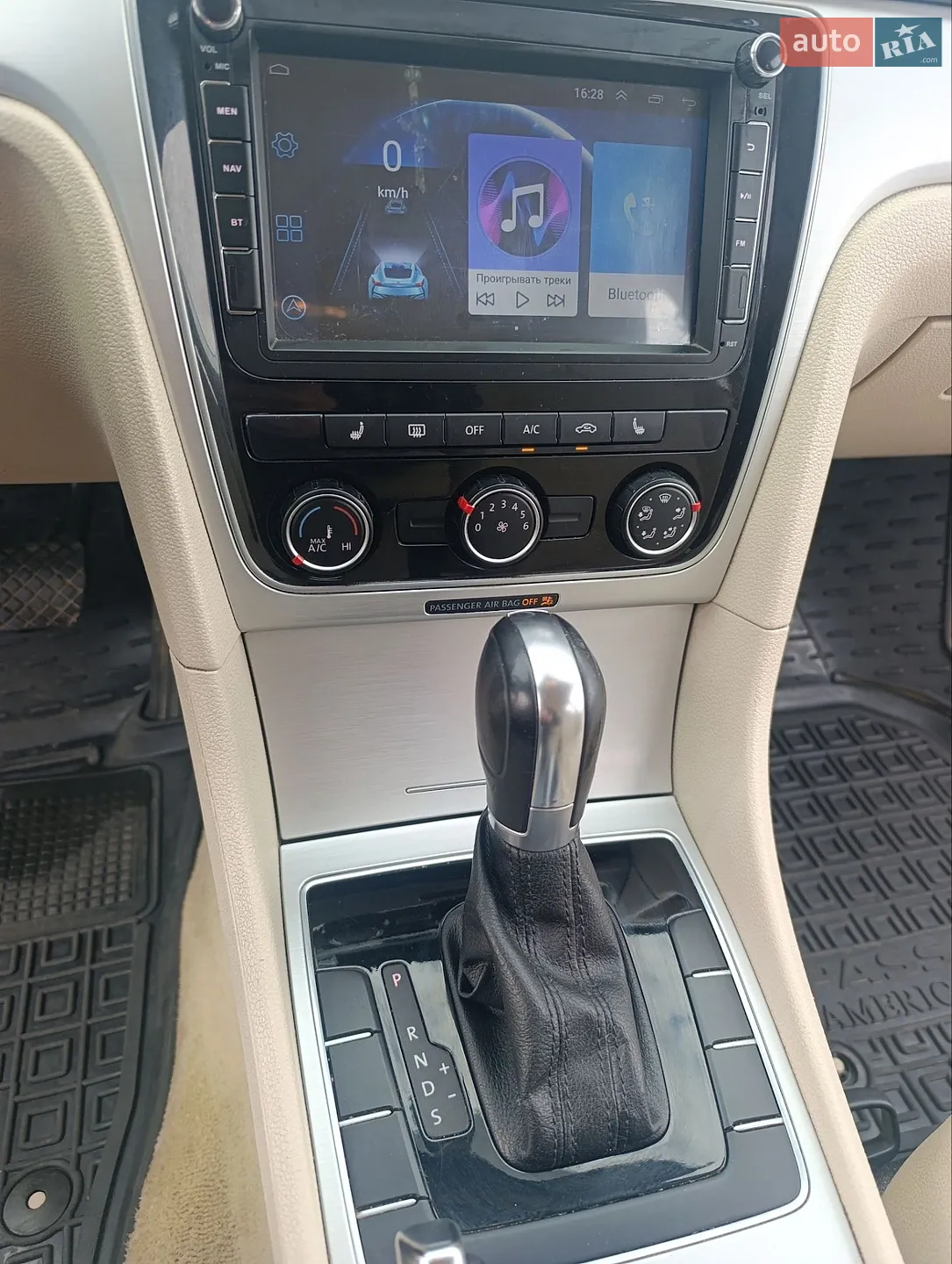 2013 Volkswagen Passat - мініатюра 13
