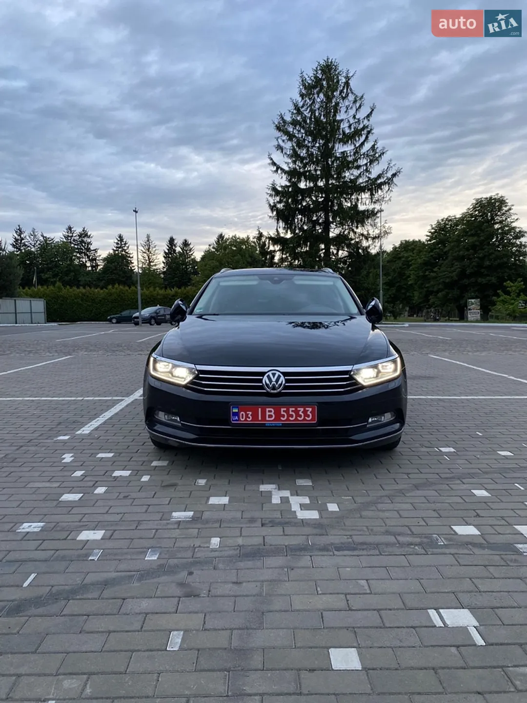 2017 Volkswagen Passat - мініатюра 10