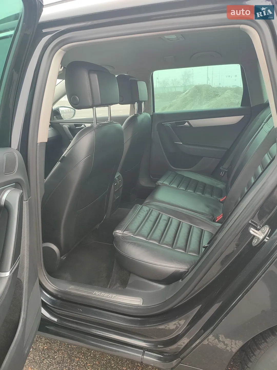 2012 Volkswagen Passat - мініатюра 3