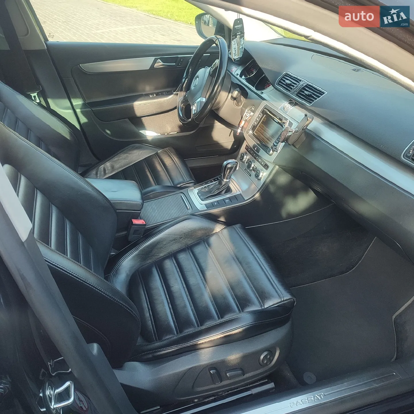 2012 Volkswagen Passat - мініатюра 24