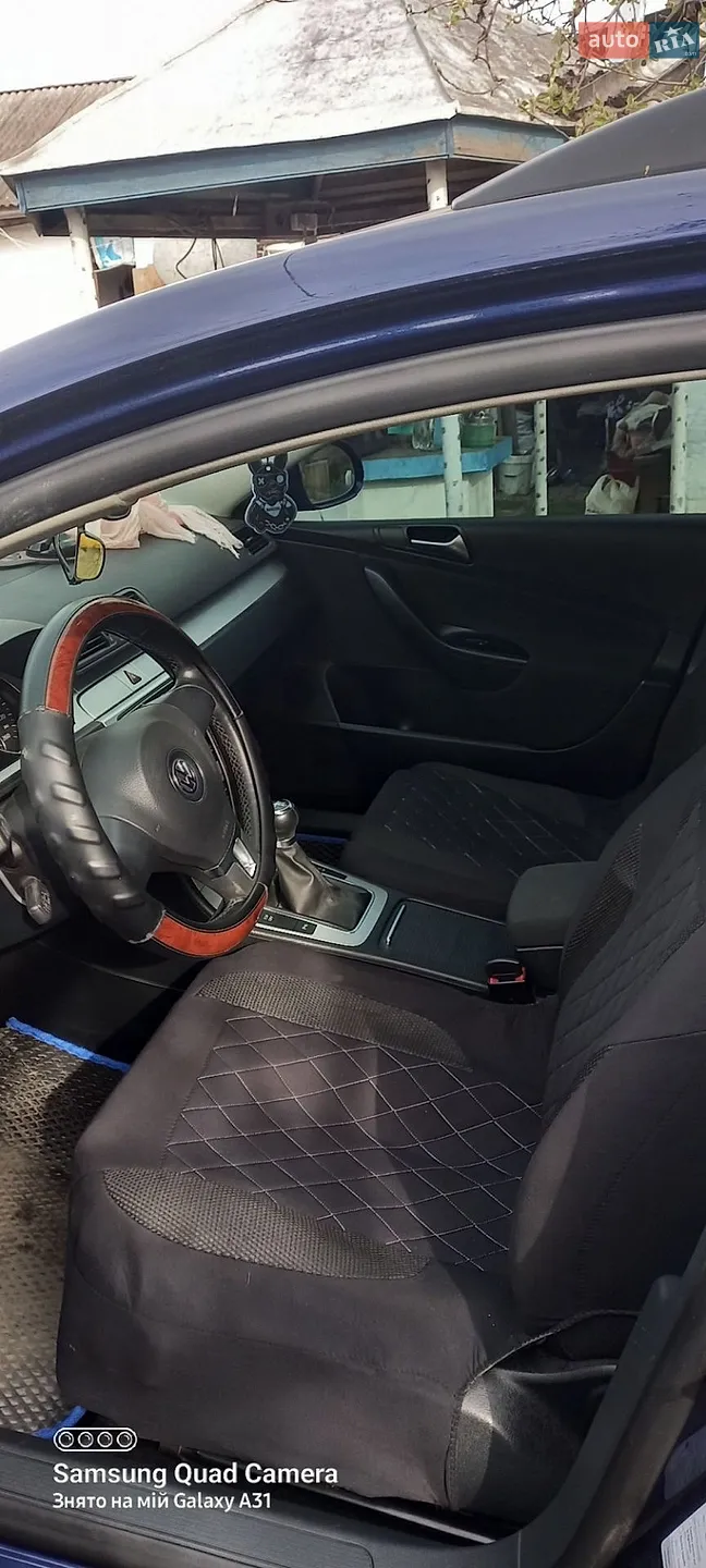 2010 Volkswagen Passat - мініатюра 7