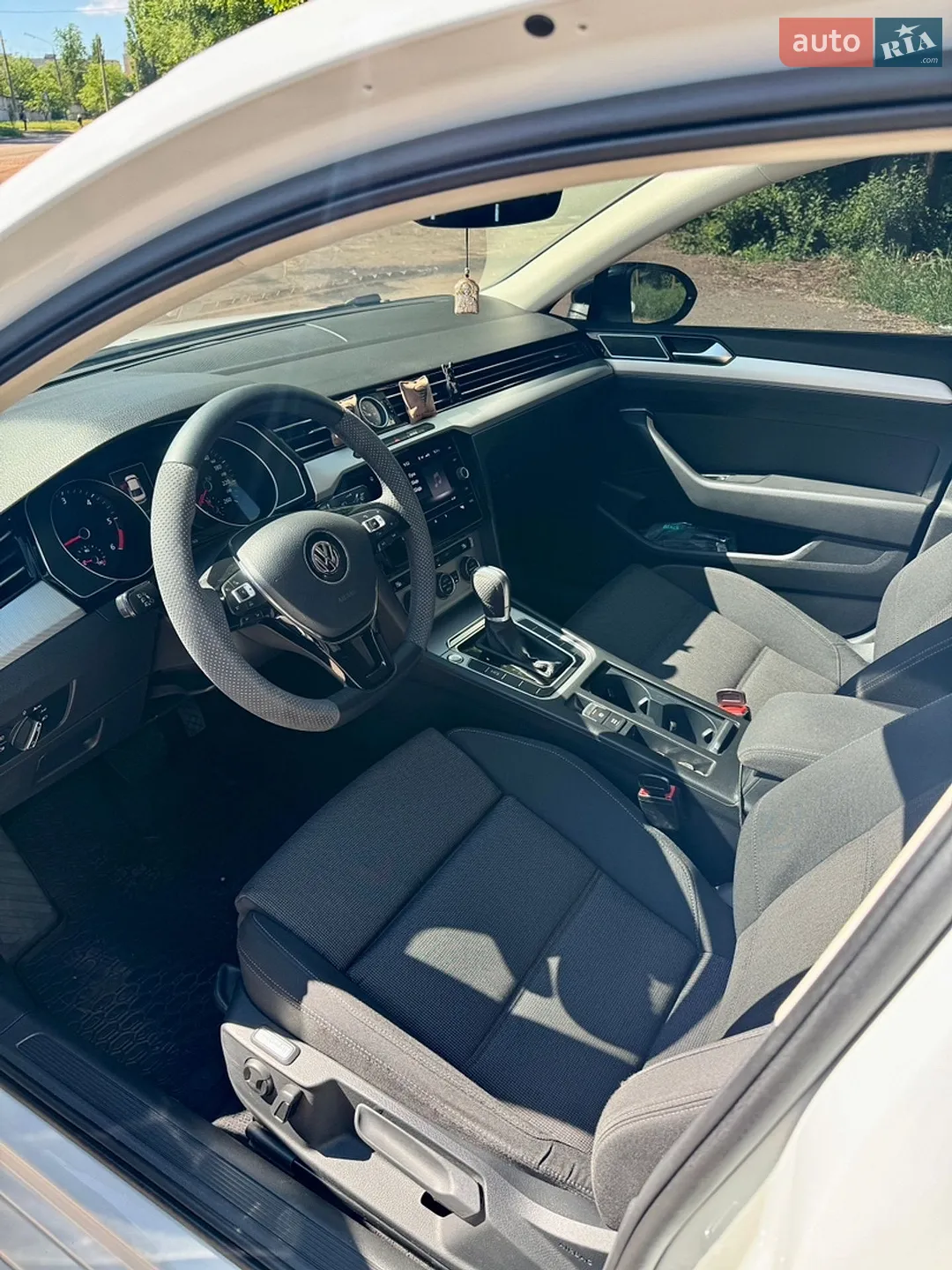 2017 Volkswagen Passat - мініатюра 9