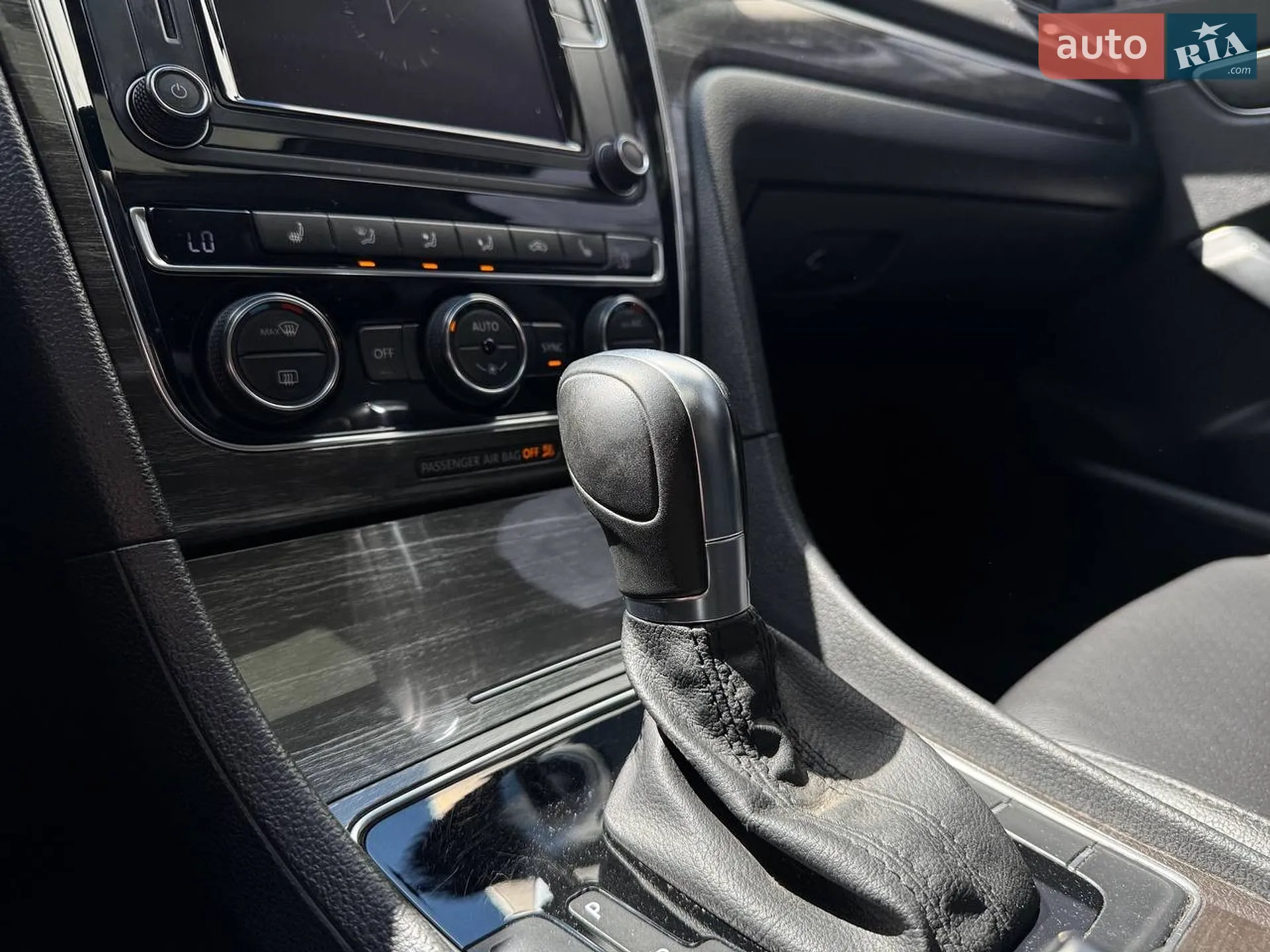 2016 Volkswagen Passat - мініатюра 21