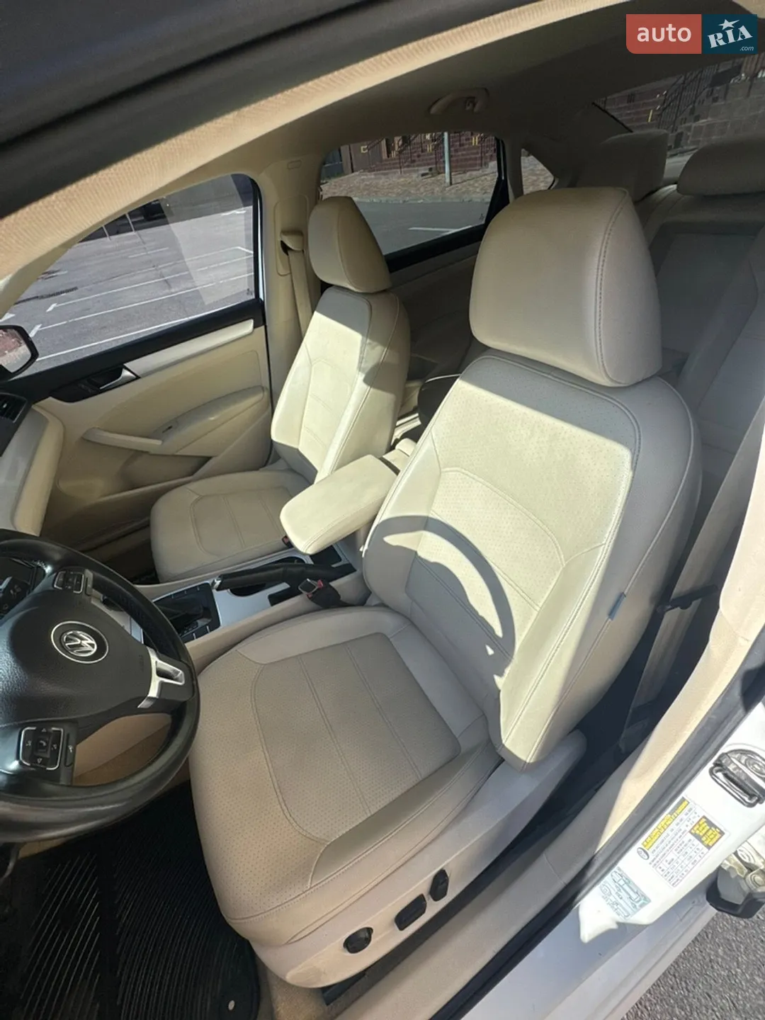 2012 Volkswagen Passat - мініатюра 24