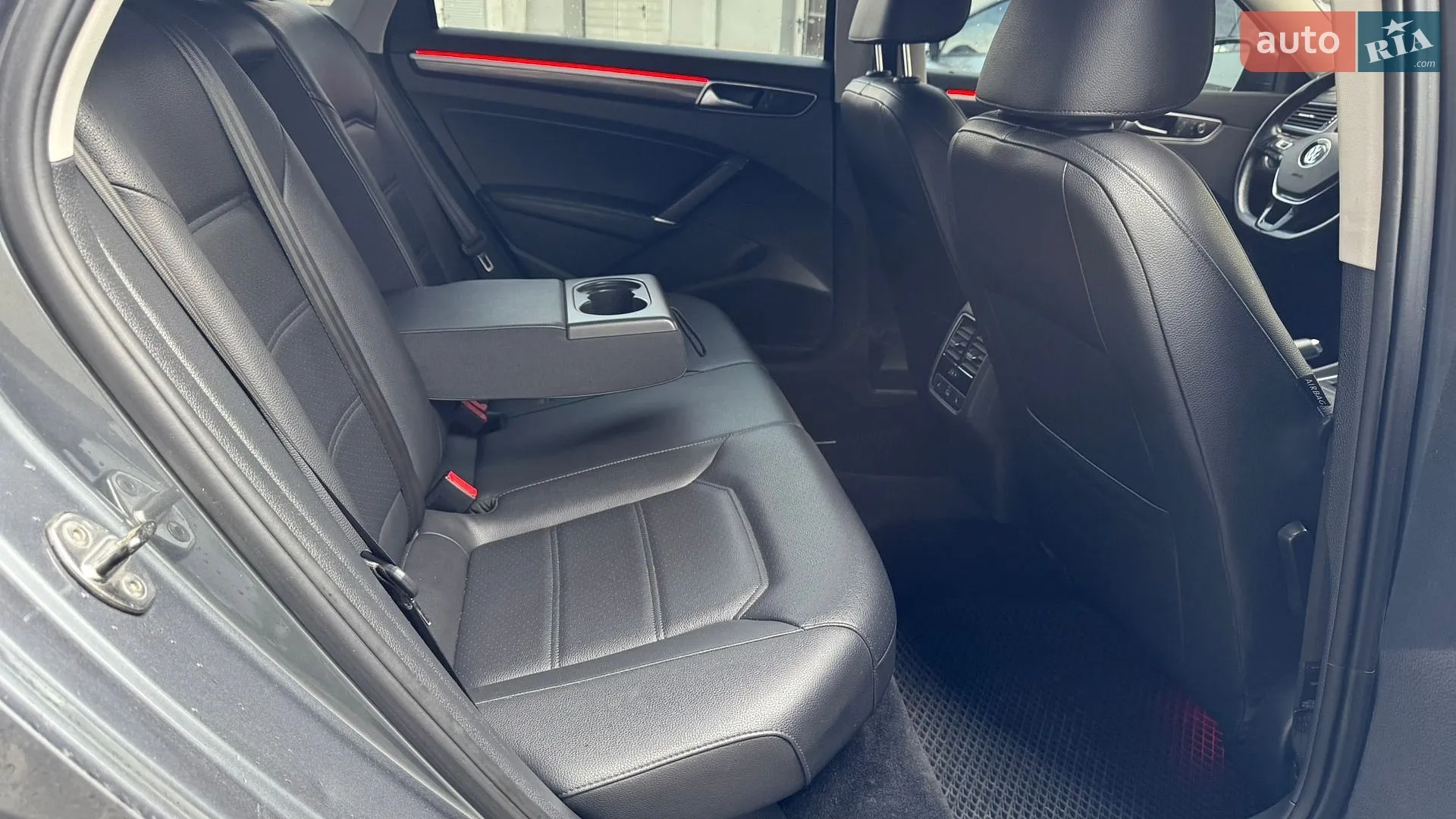 2017 Volkswagen Passat - мініатюра 26