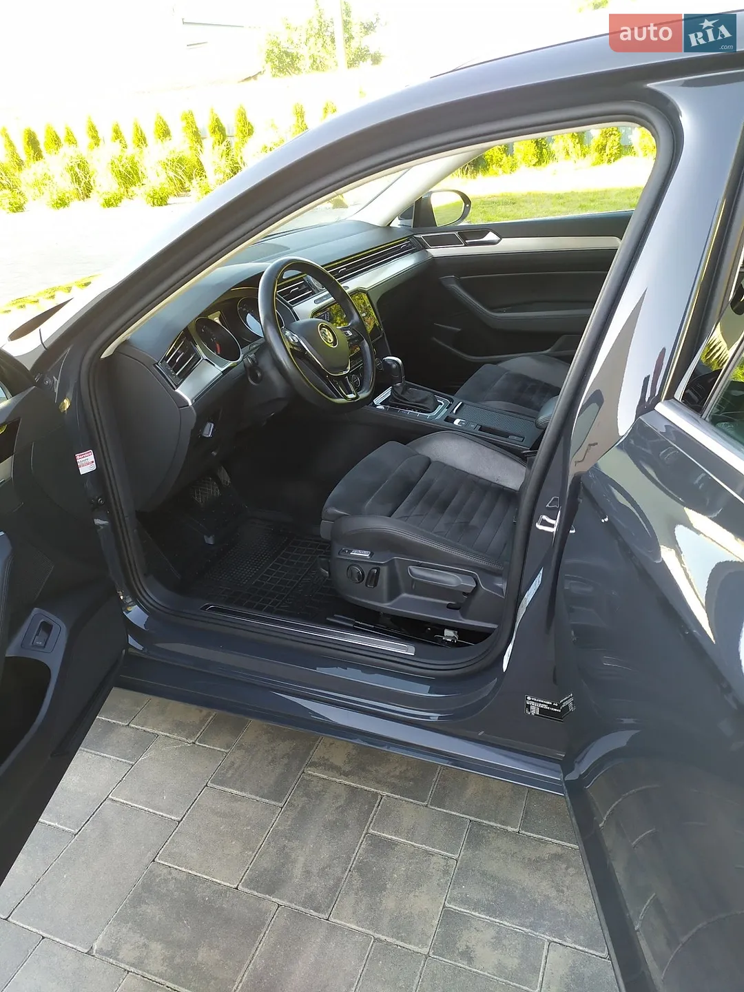 2019 Volkswagen Passat - мініатюра 16