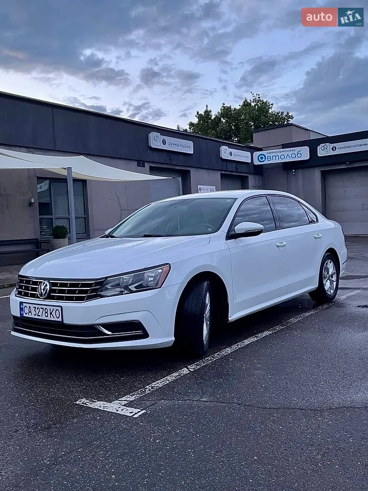2016 Volkswagen Passat - мініатюра 22