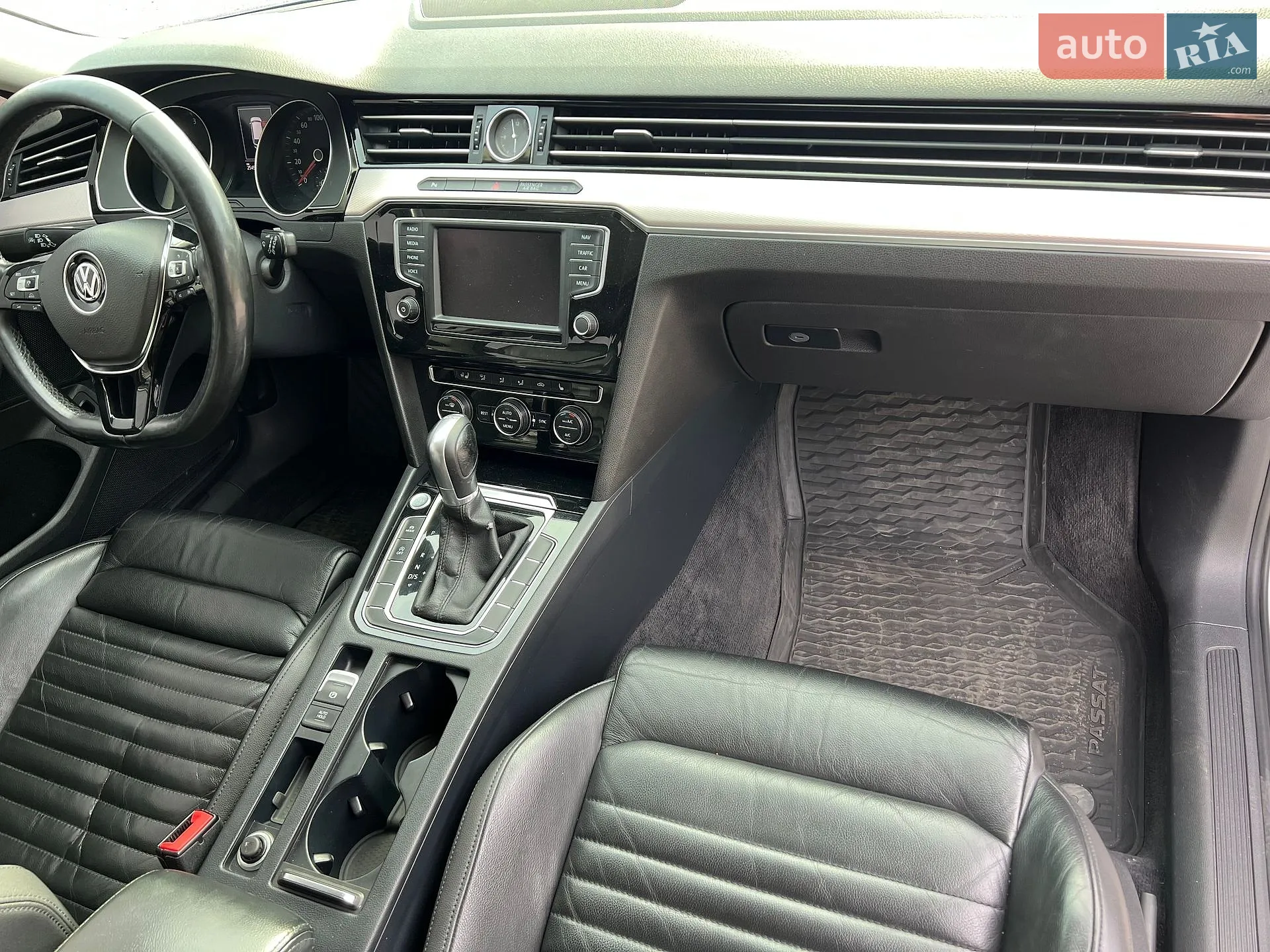 2014 Volkswagen Passat - мініатюра 24