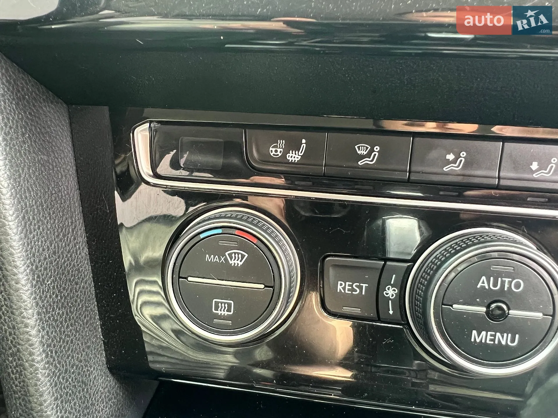2014 Volkswagen Passat - мініатюра 26