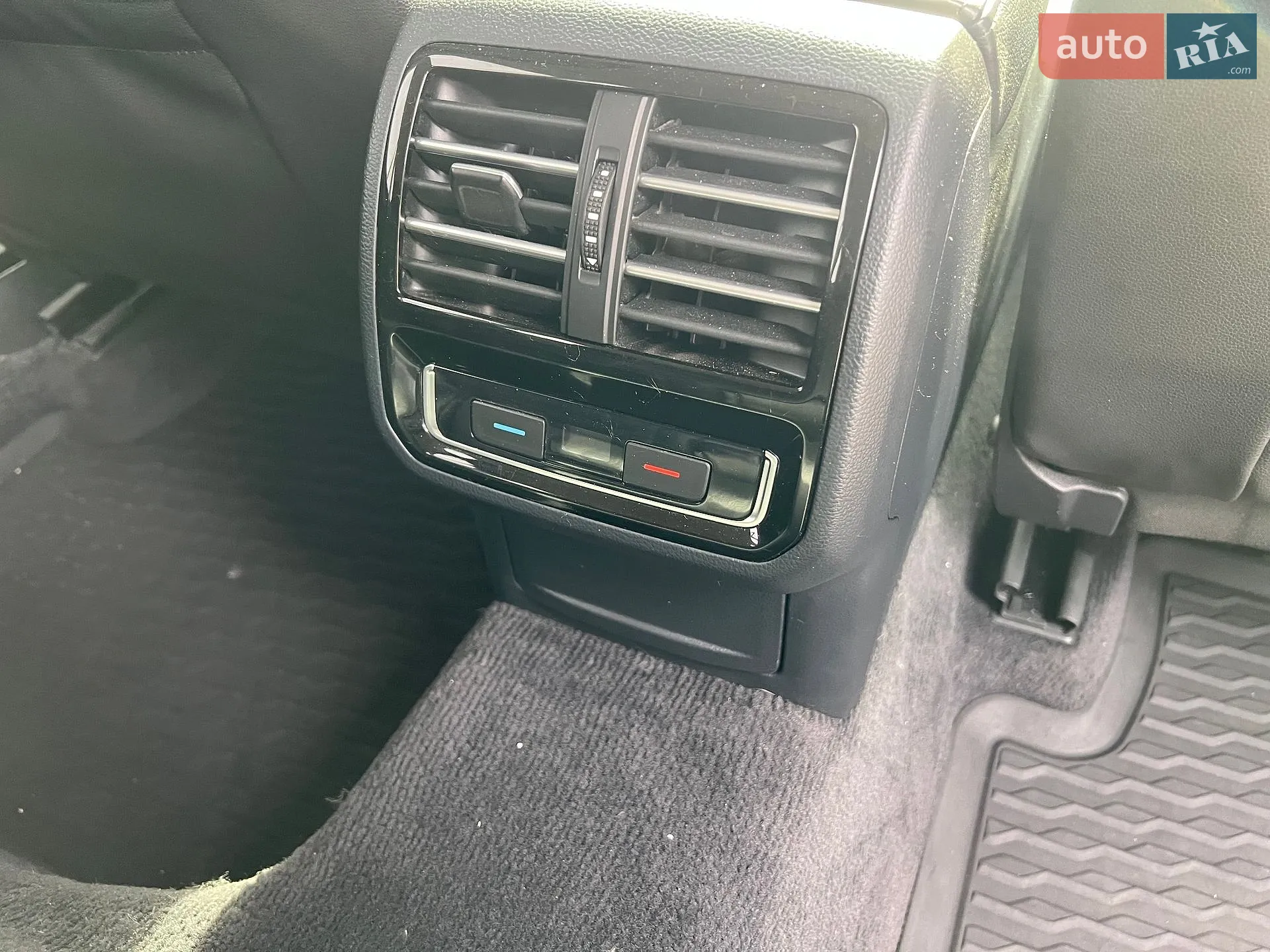2014 Volkswagen Passat - мініатюра 29