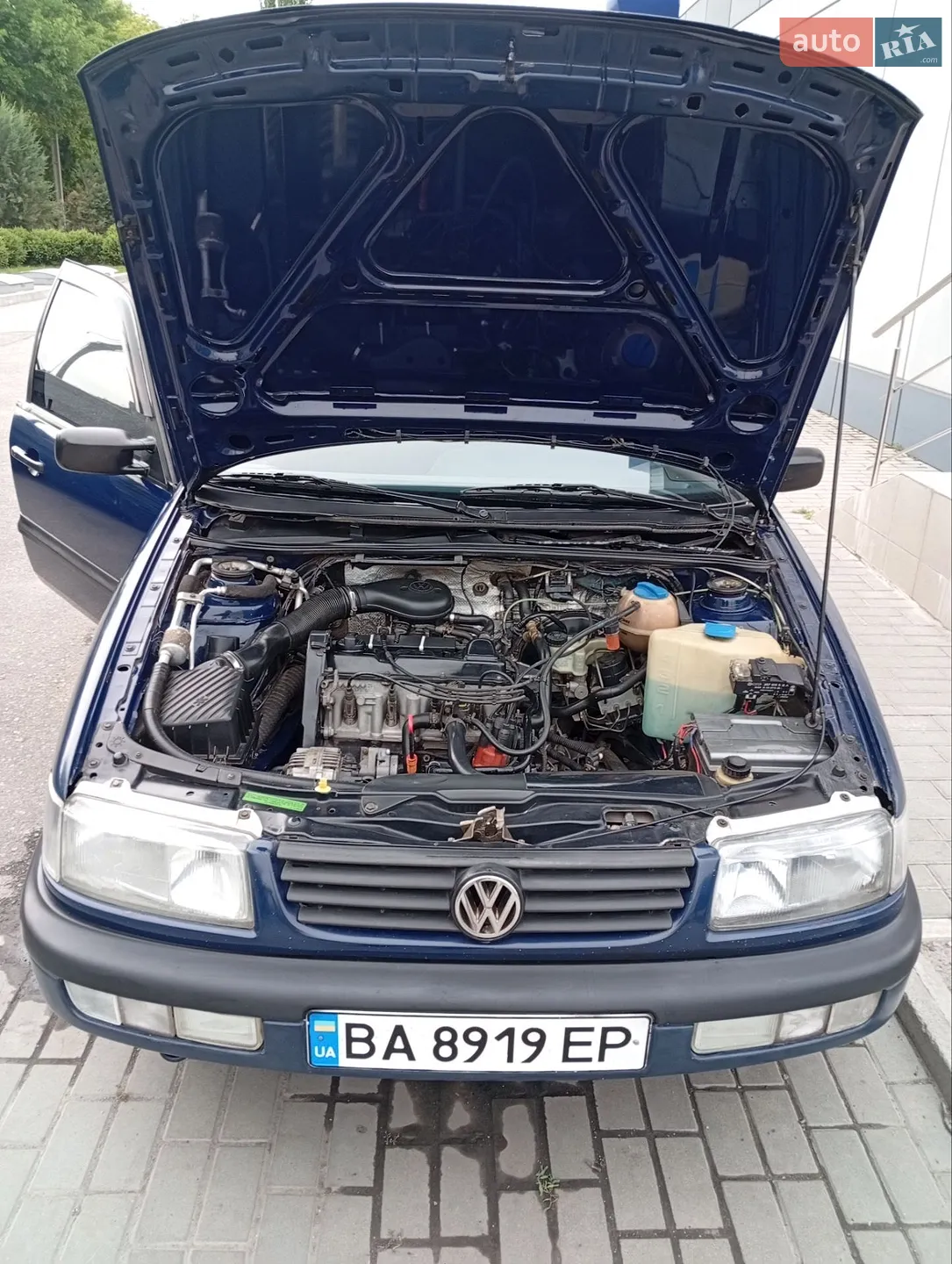 Volkswagen Passat 1996 VIN WVWZZZ3AZTE182448 фото оголошення 10 з 18