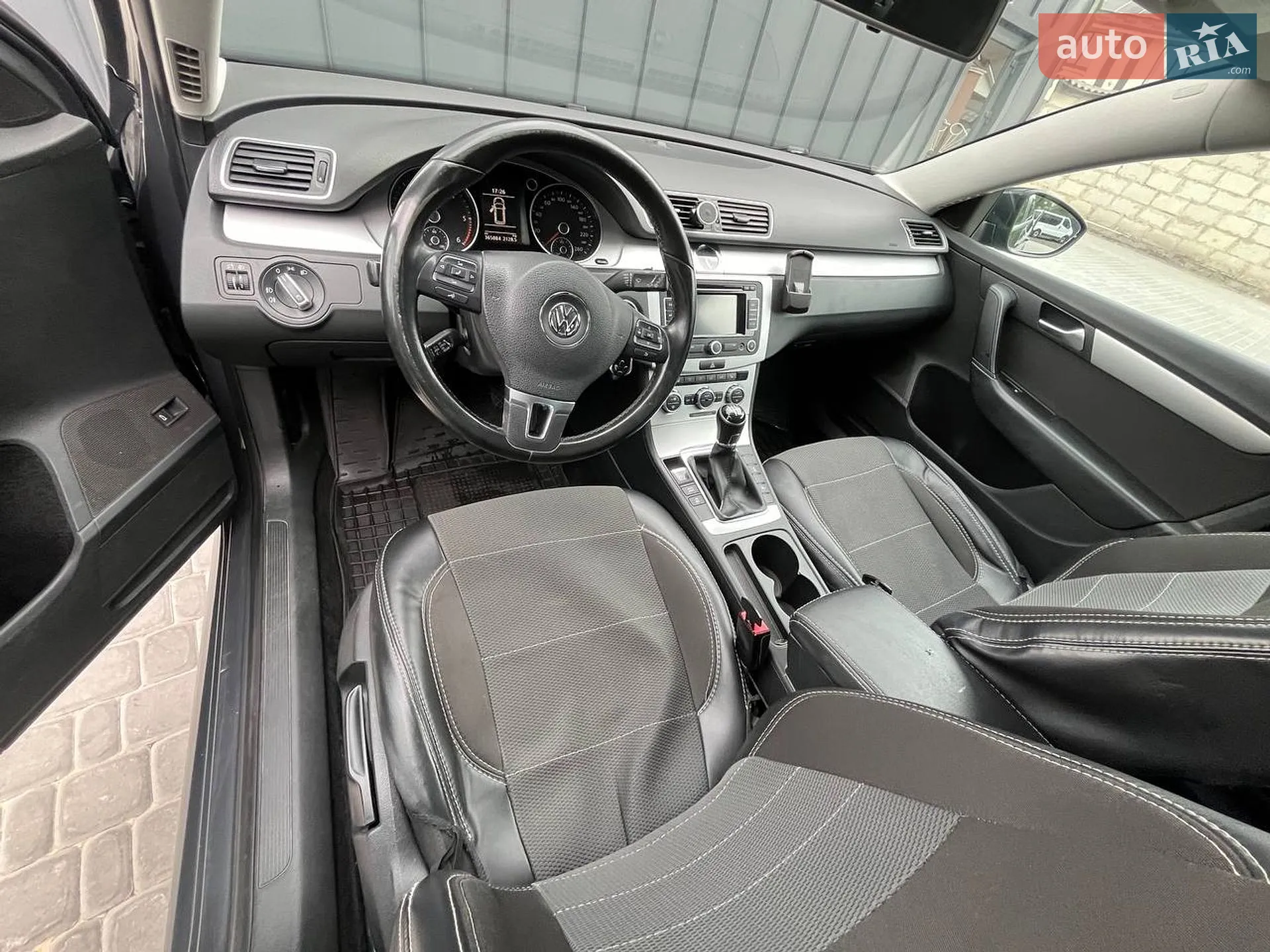 2012 Volkswagen Passat - мініатюра 16