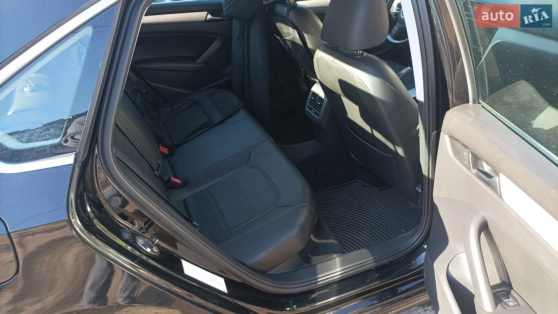 2012 Volkswagen Passat - мініатюра 3