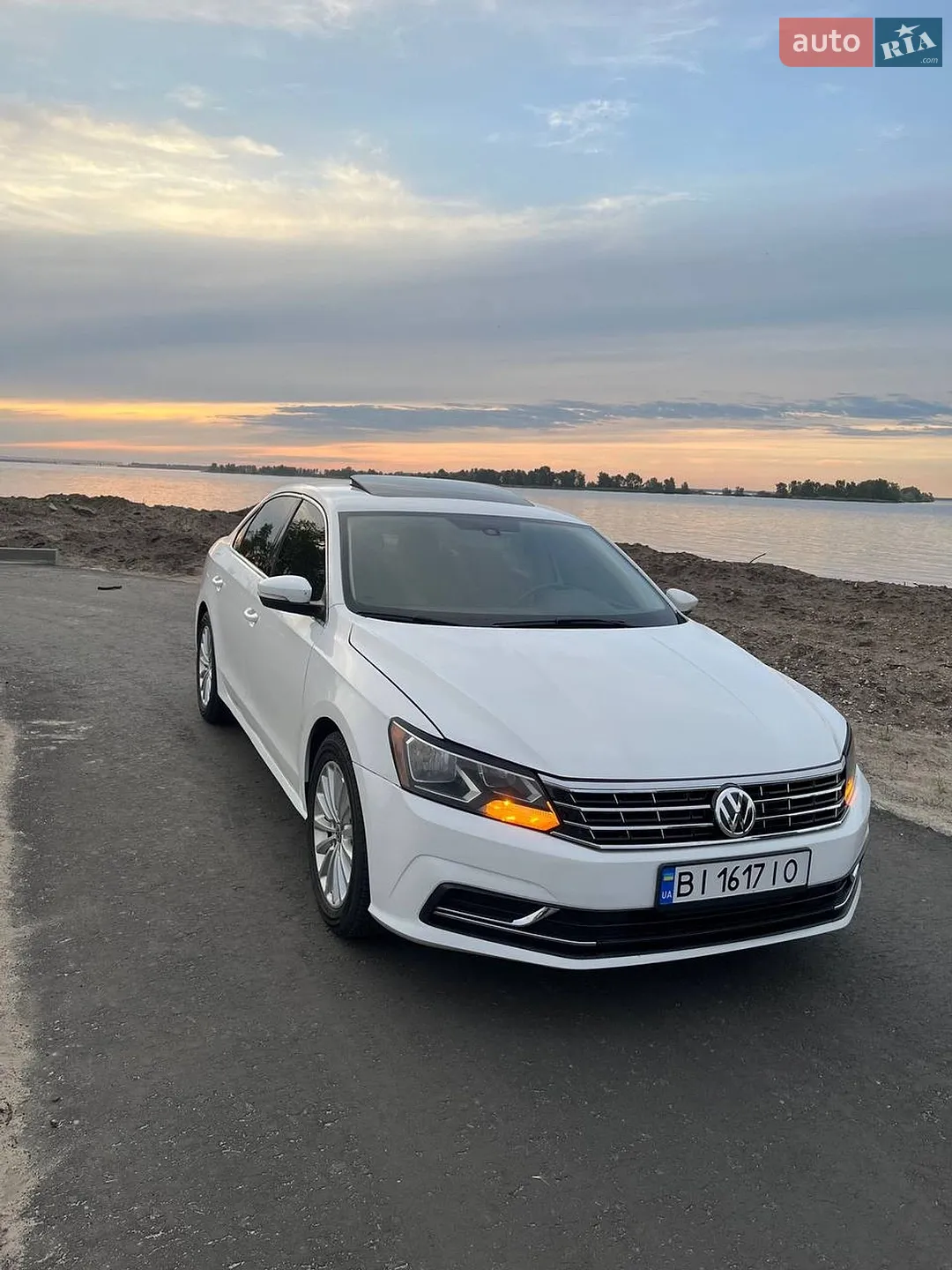 2015 Volkswagen Passat - мініатюра 18