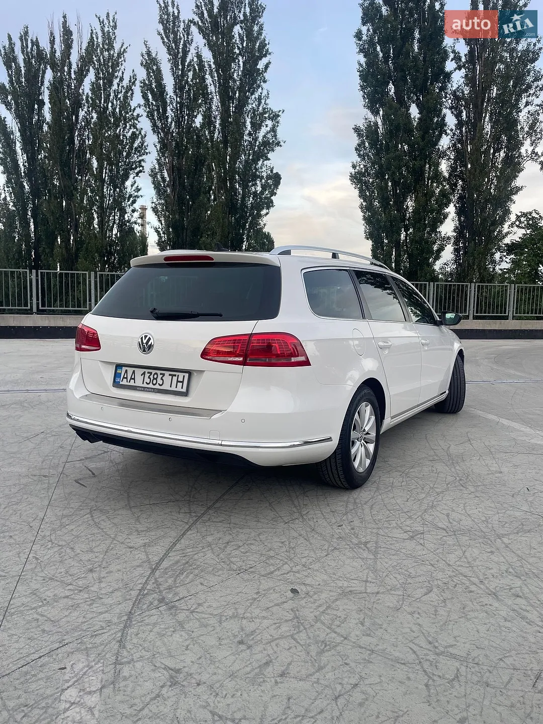 2014 Volkswagen Passat - мініатюра 3