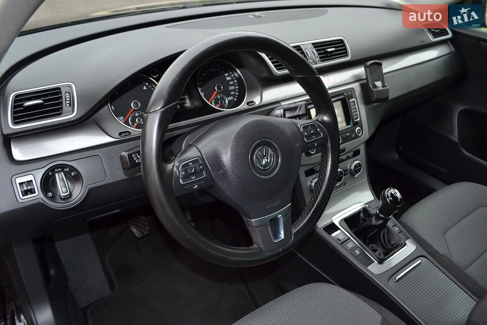 2013 Volkswagen Passat - мініатюра 31