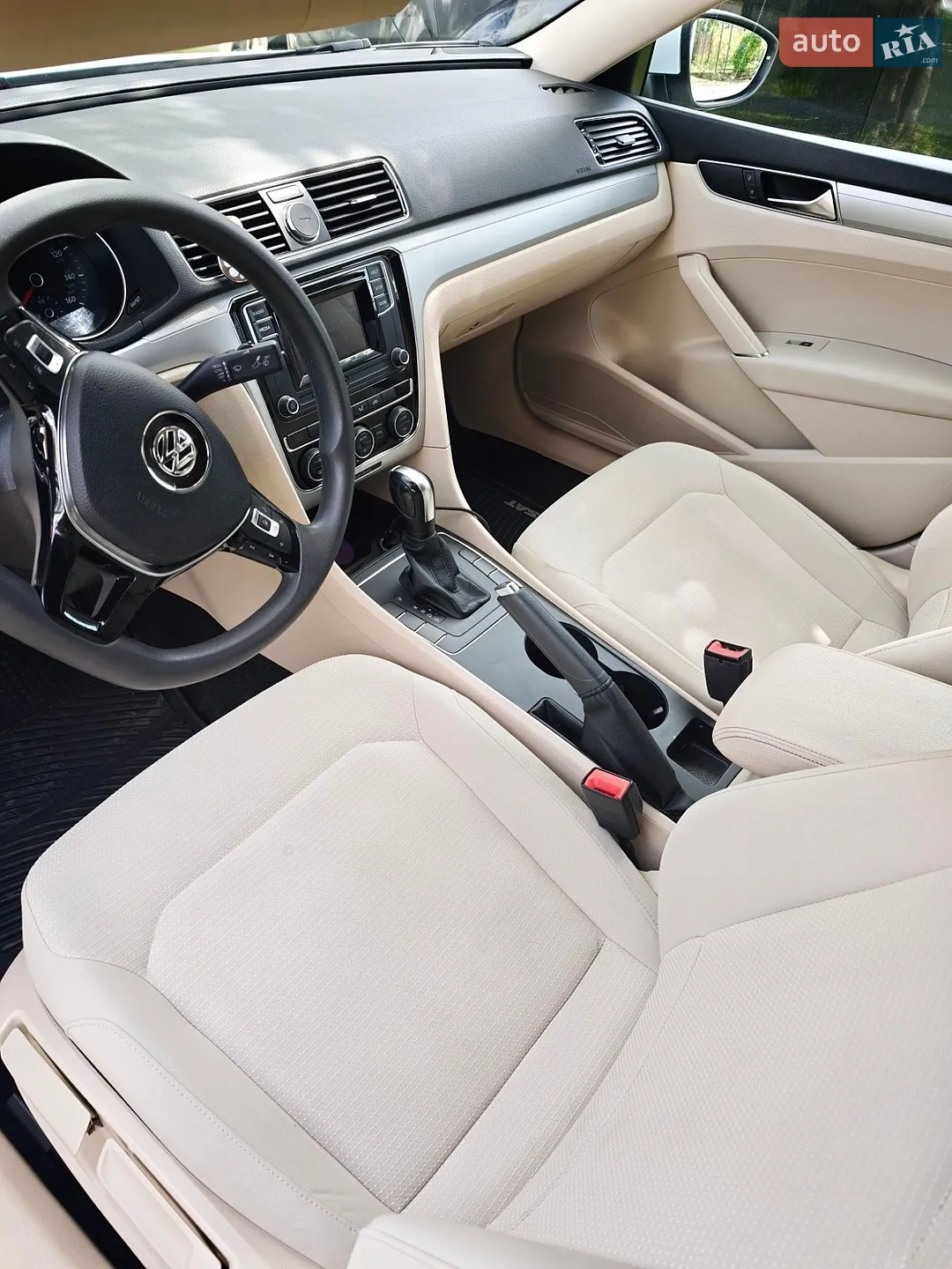2016 Volkswagen Passat - мініатюра 7