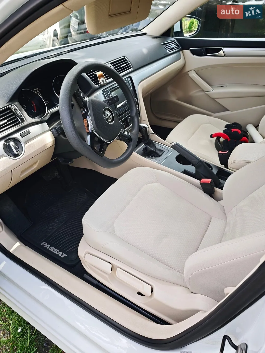 2016 Volkswagen Passat - мініатюра 6