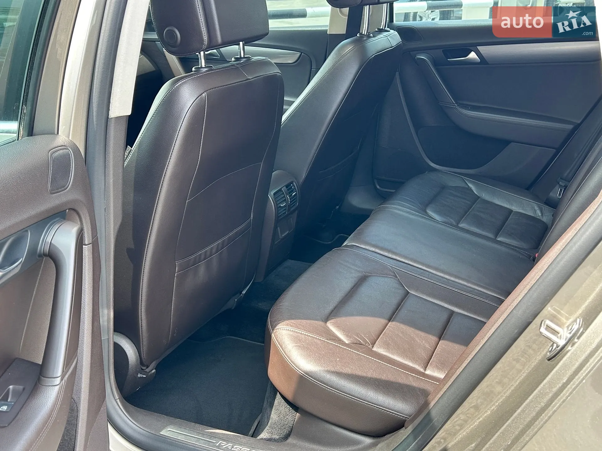 2014 Volkswagen Passat - мініатюра 15