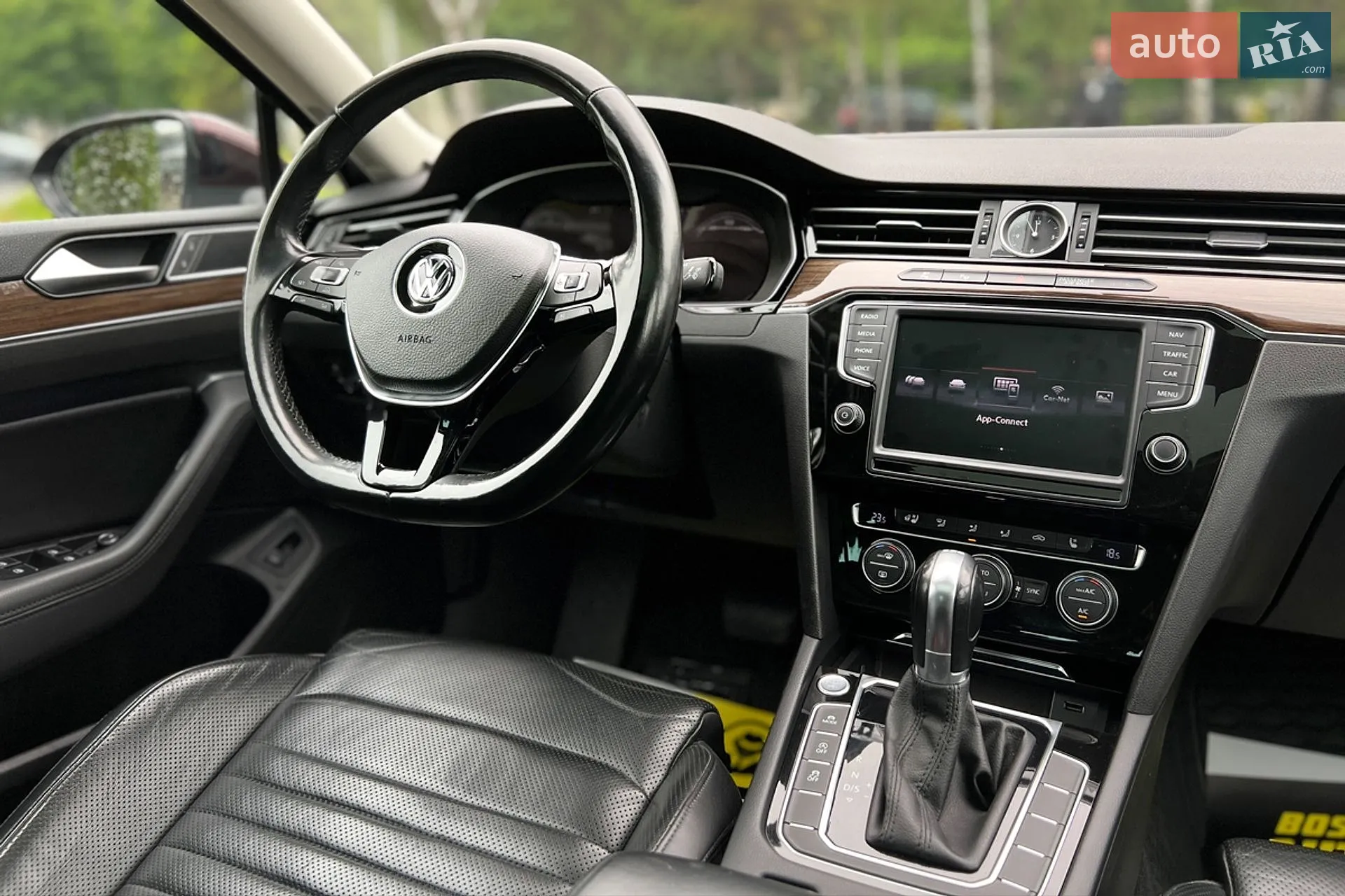 2015 Volkswagen Passat - мініатюра 23