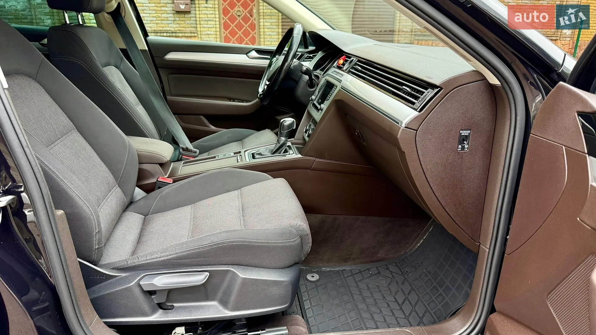 2015 Volkswagen Passat - мініатюра 17